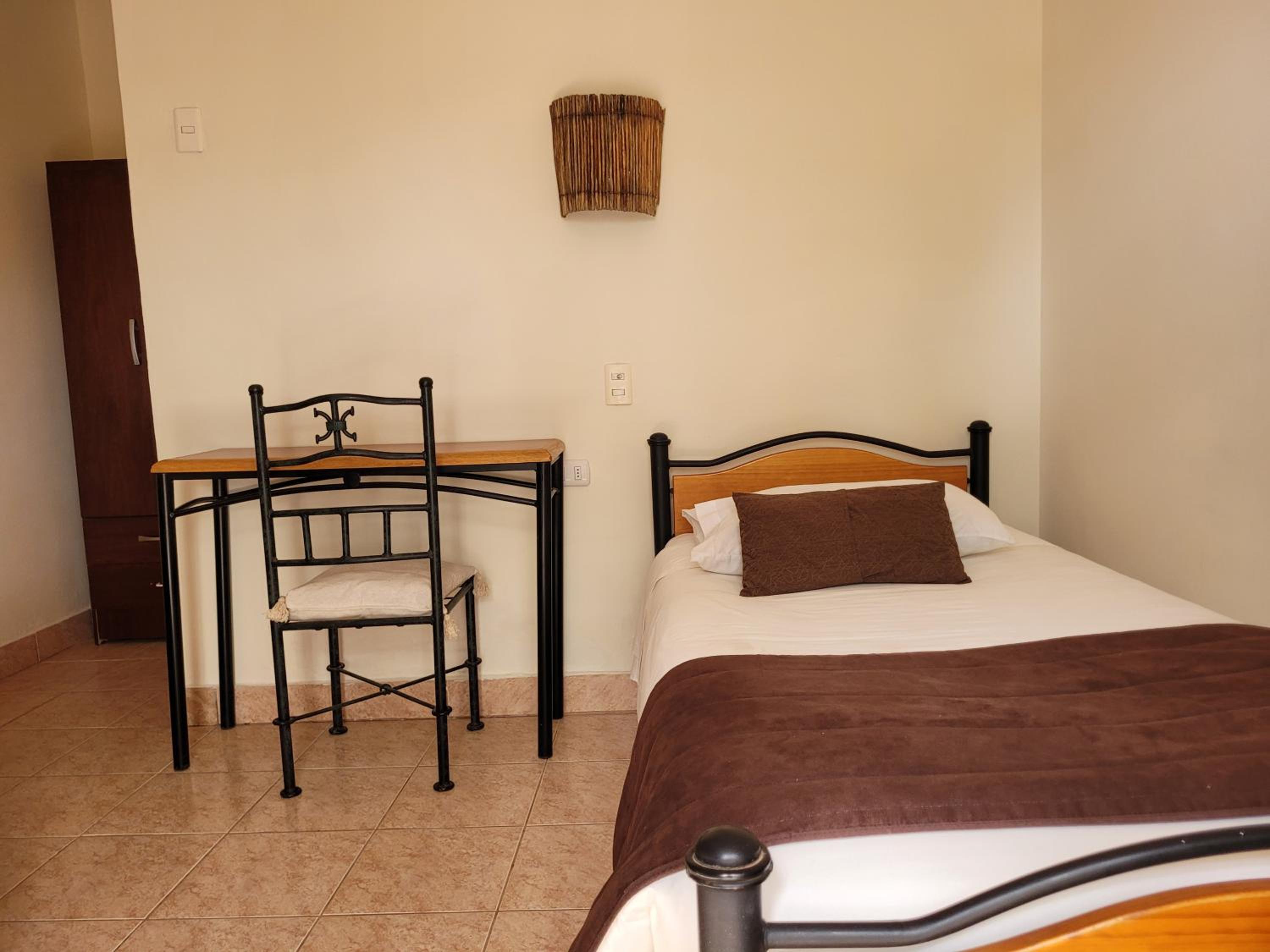 Double Room with Private Bathroom photo 1