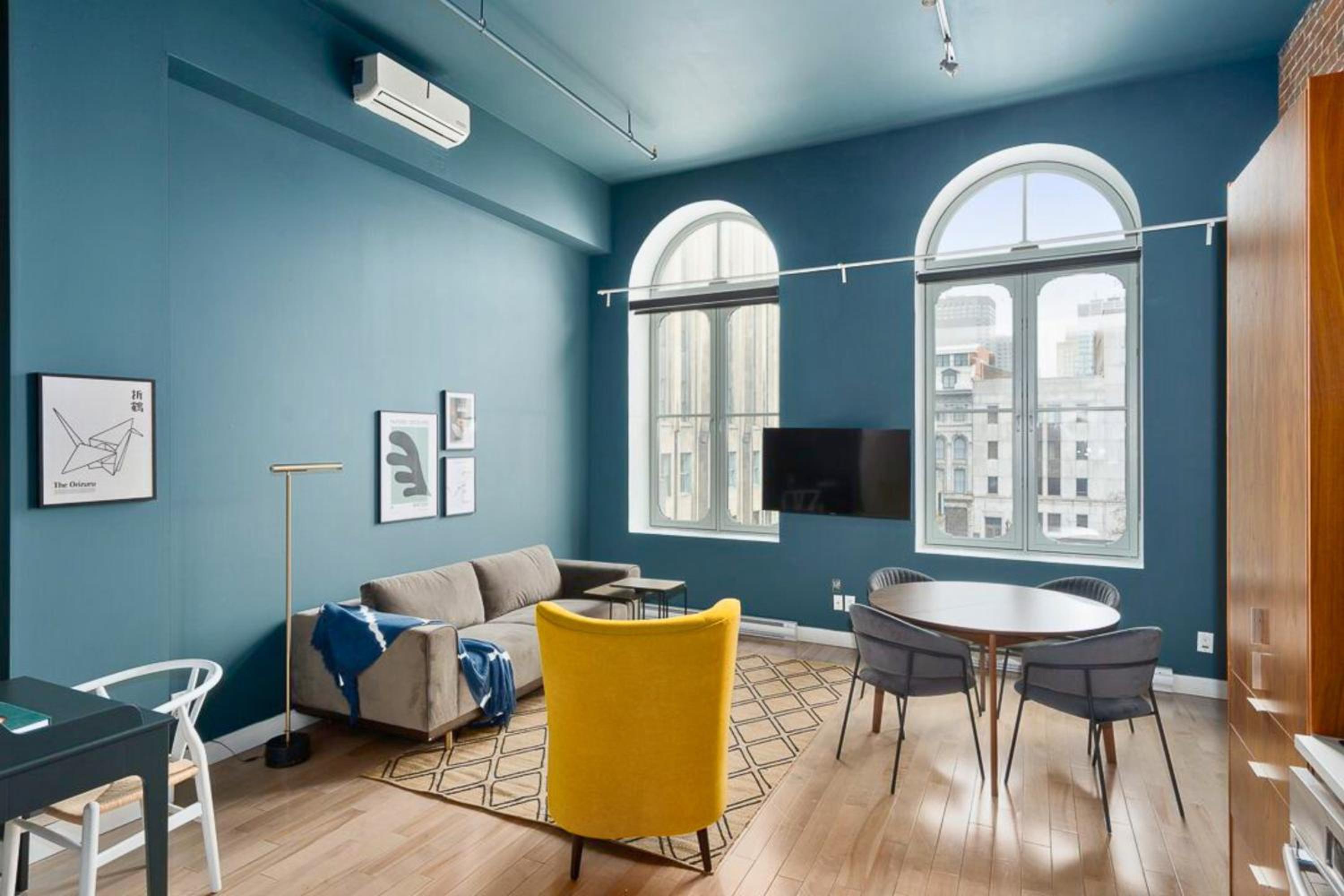 Premium One-Bedroom Loft with Sofa-Bed