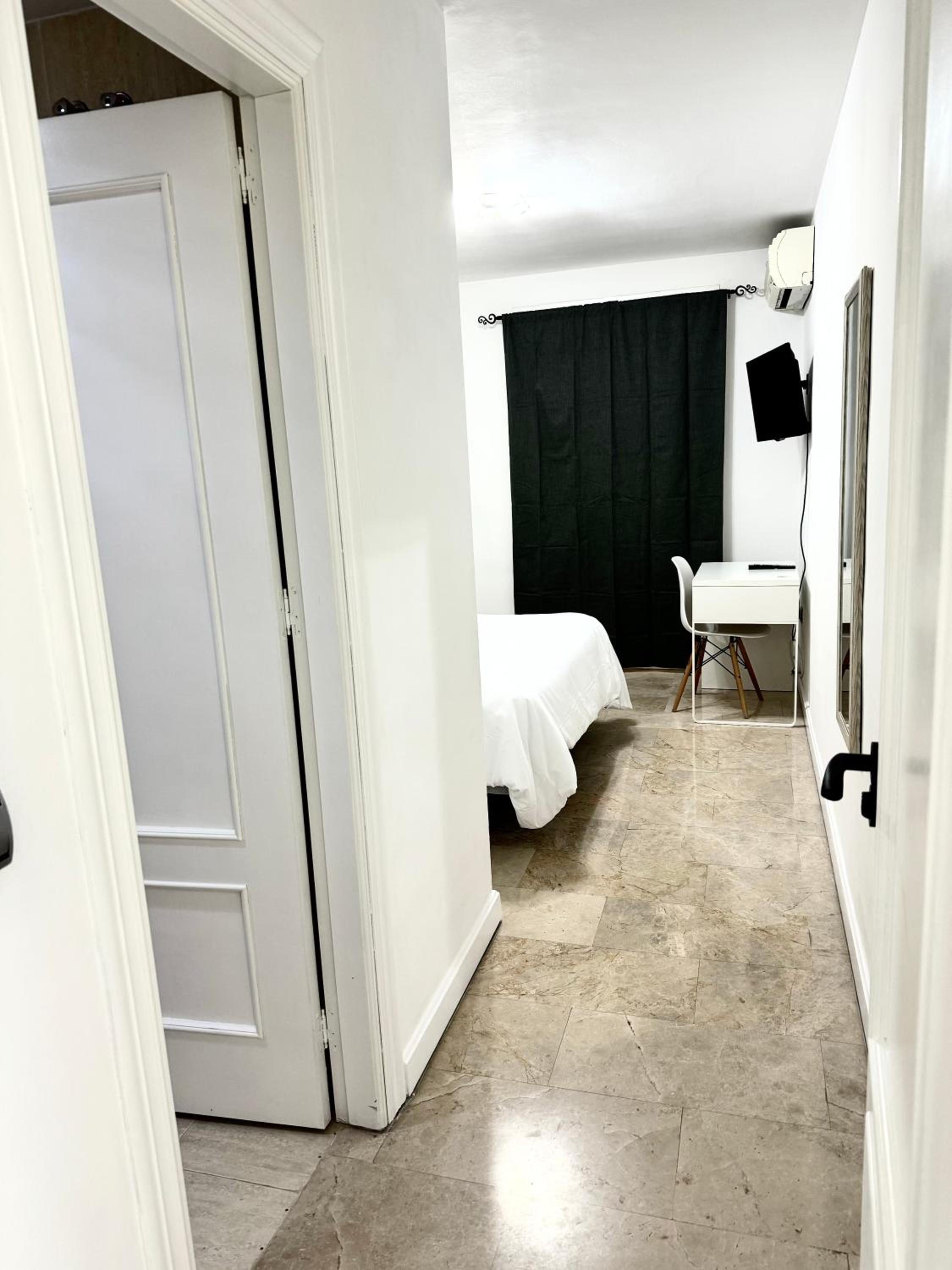 Habitación Doble con Baño Privado