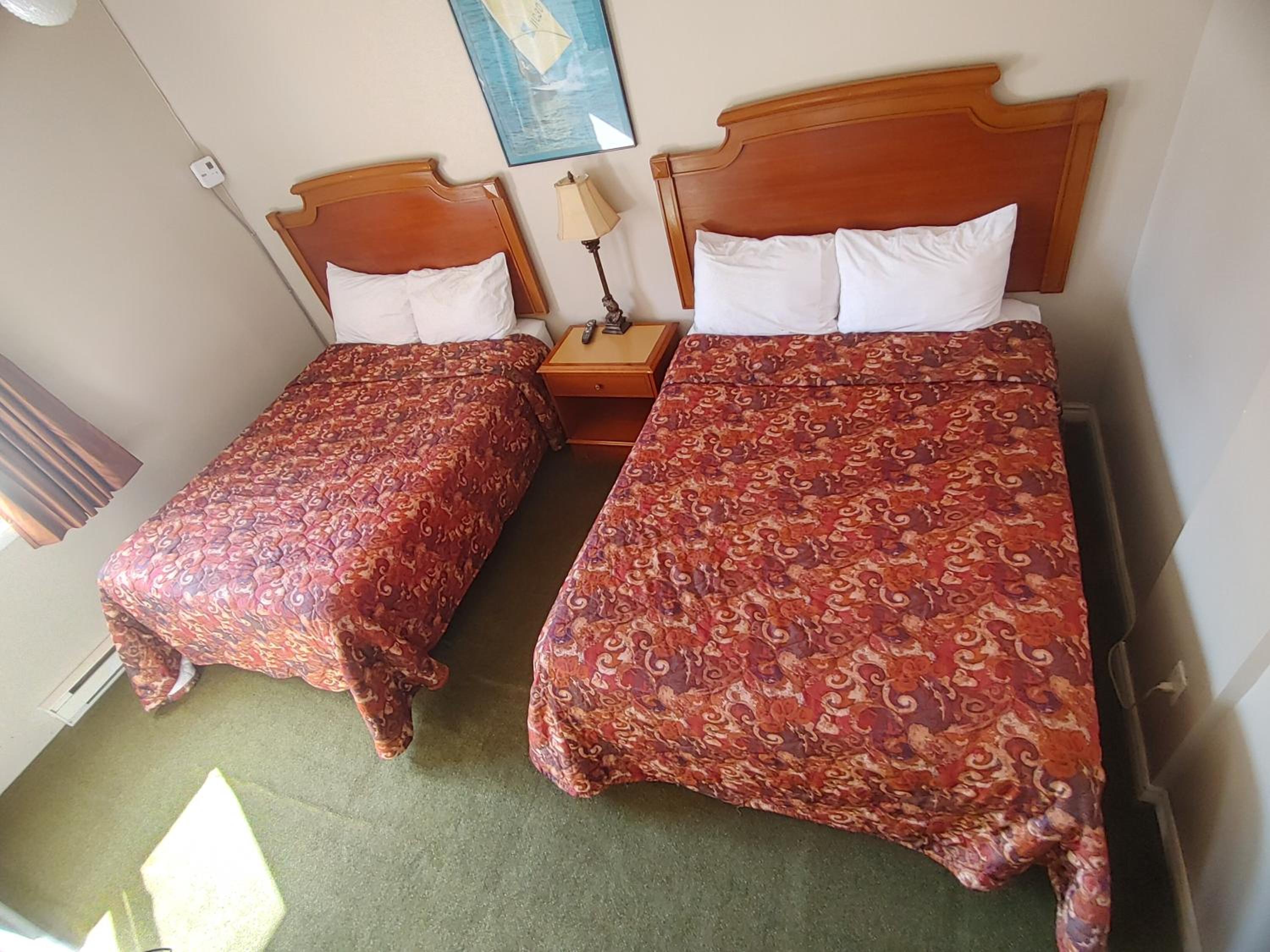 Double Room with Two Double Beds photo 2