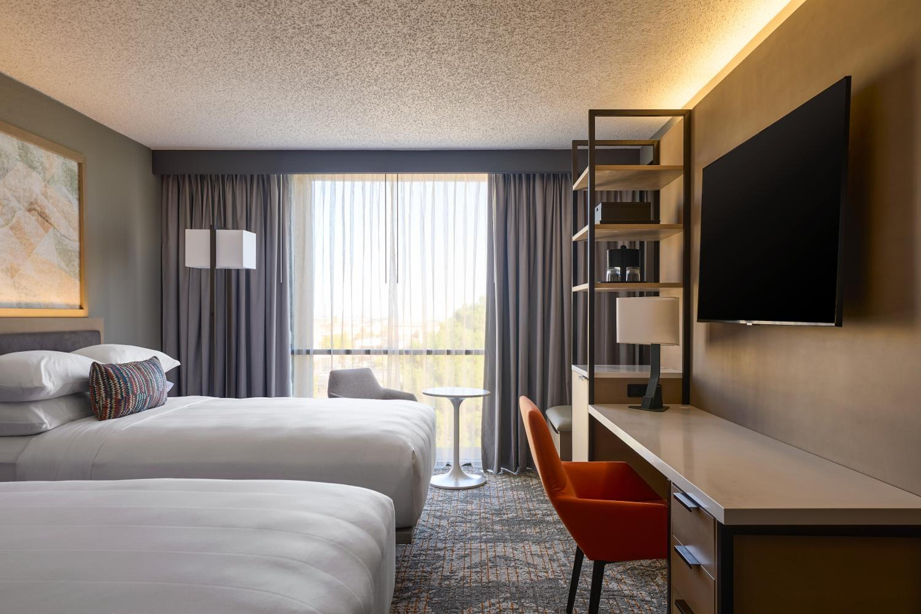 Concierge King Room - Photo 16