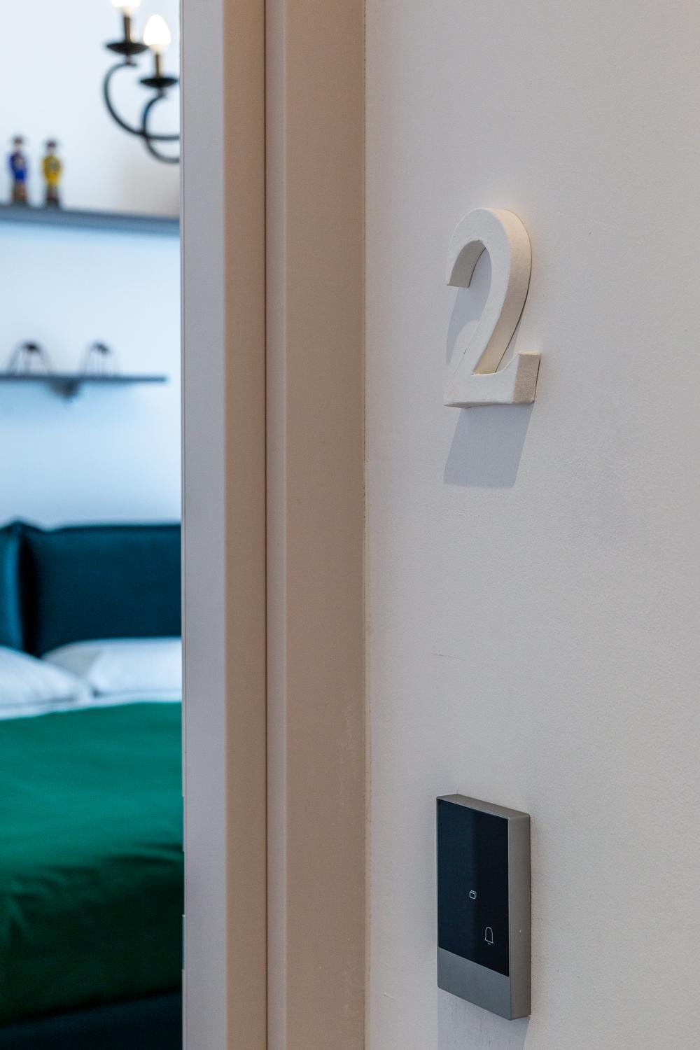 Large Double Room photo 2