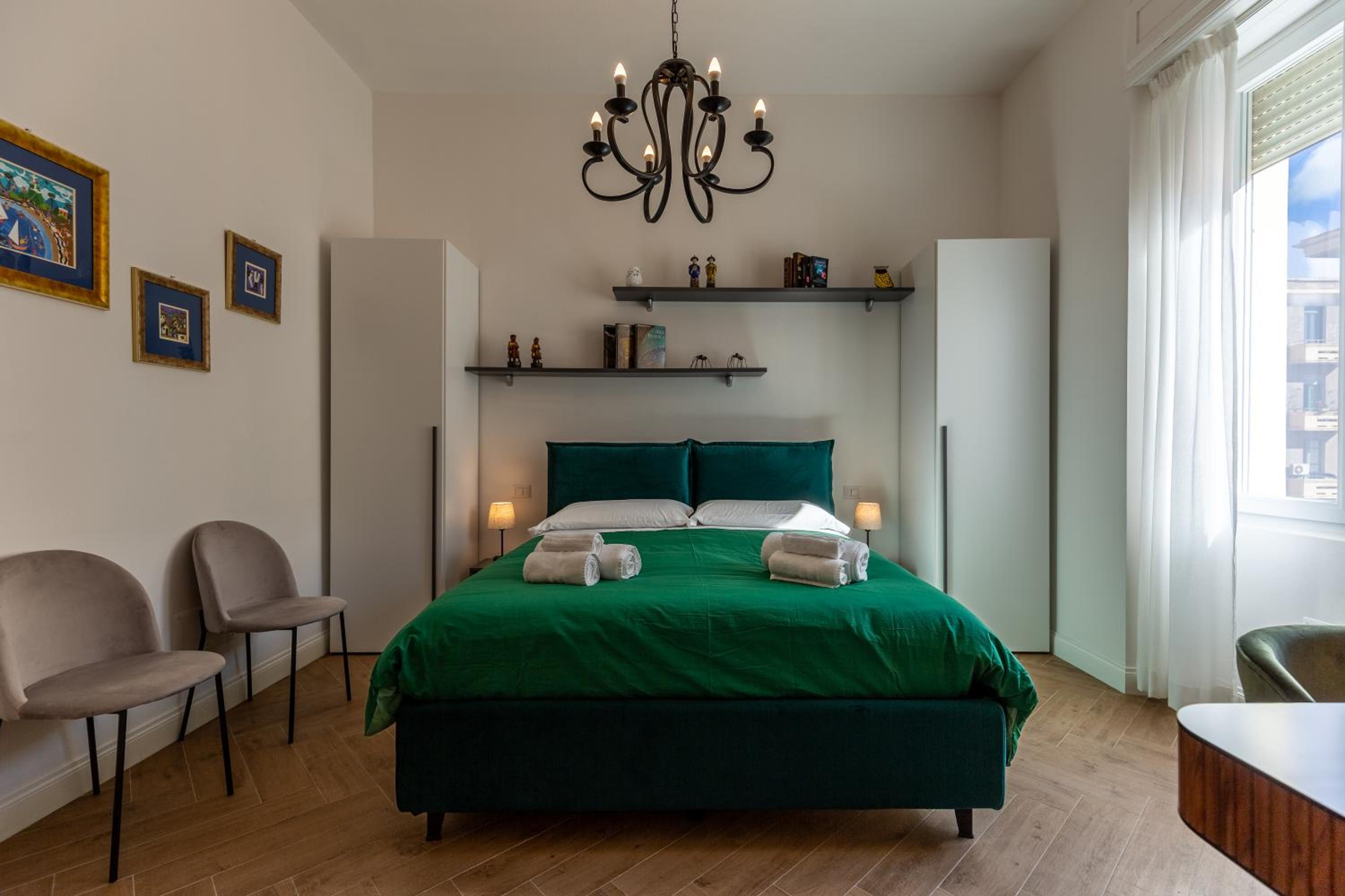 Large Double Room photo 3
