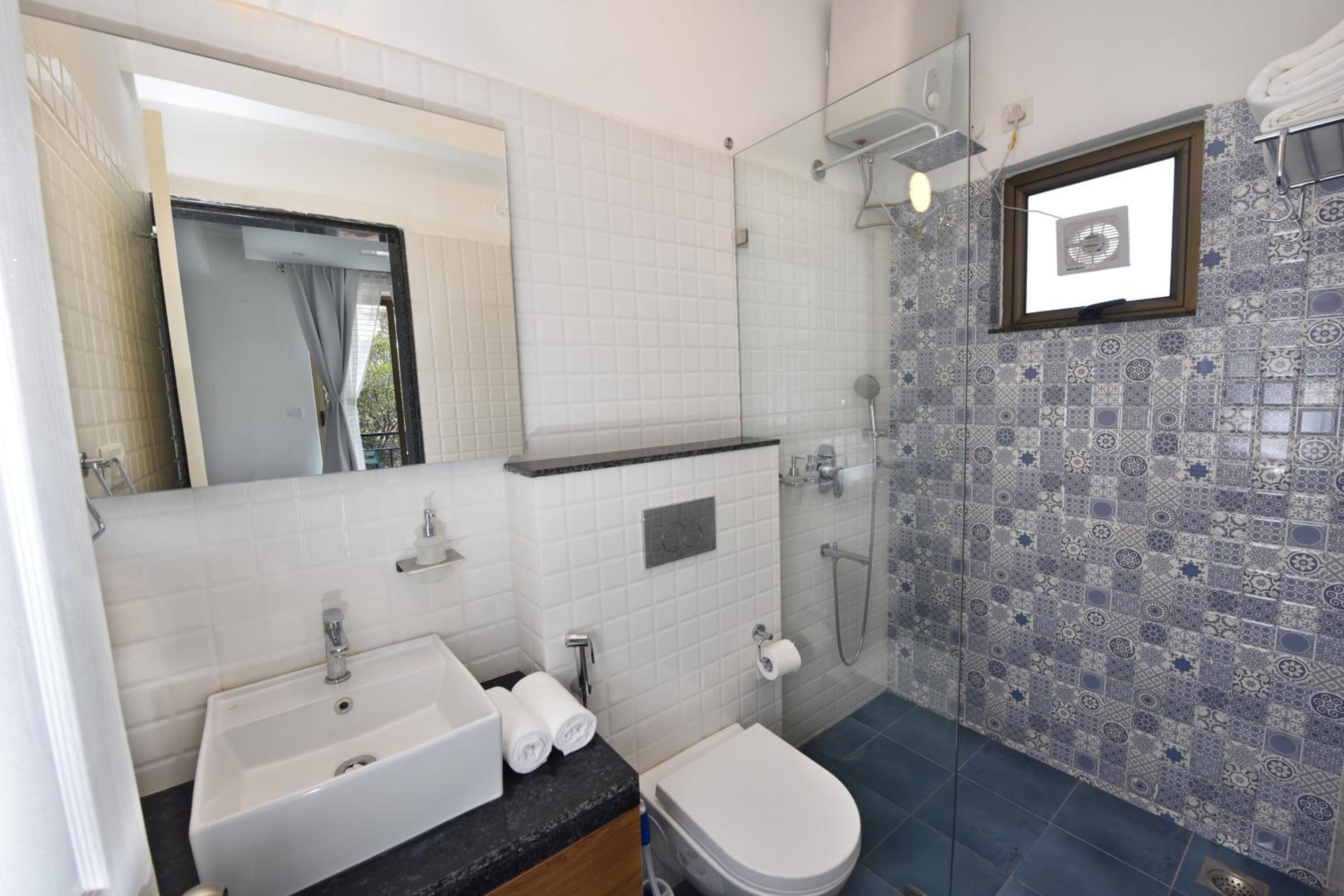 Deluxe Double Room photo 3