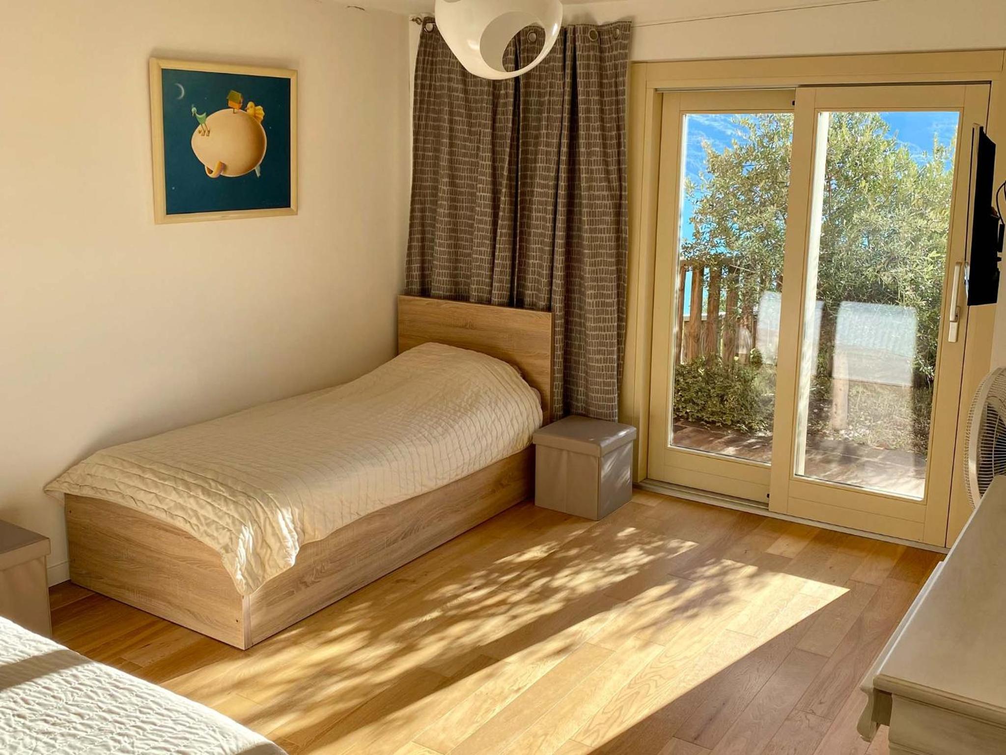 Apartment with Lake View photo 1