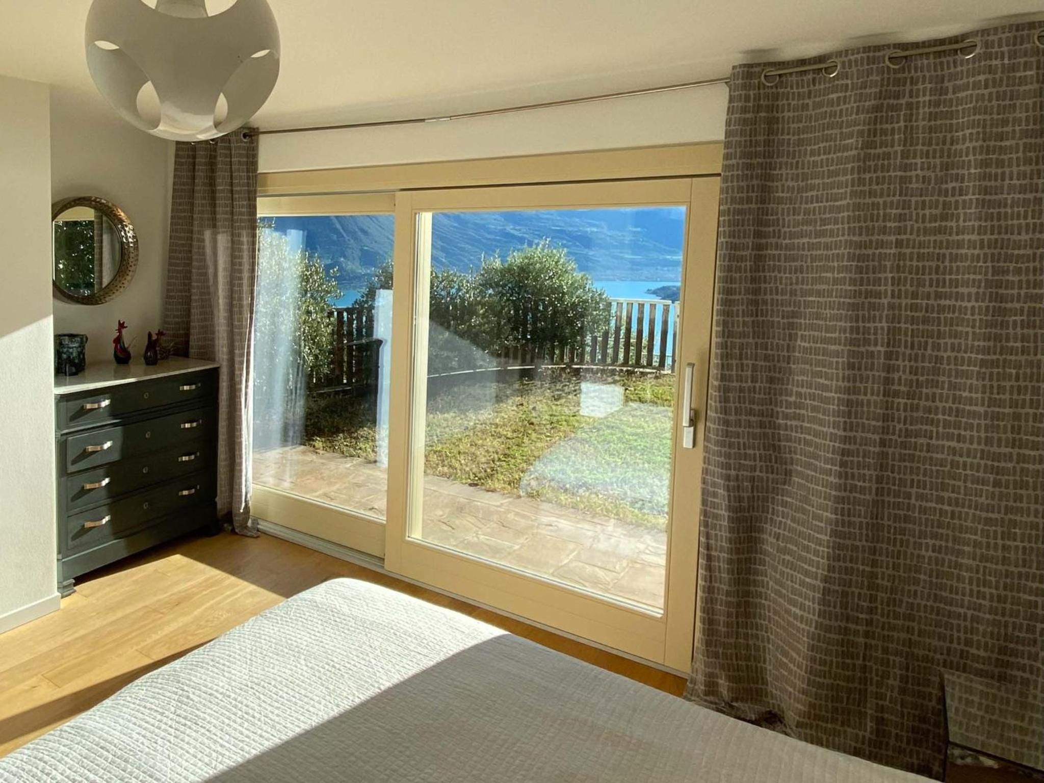 Apartment with Lake View photo 2