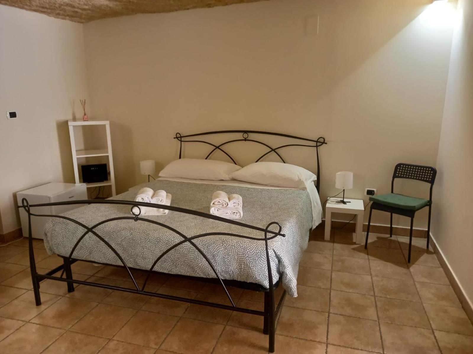 Double Room with Private Bathroom photo 3