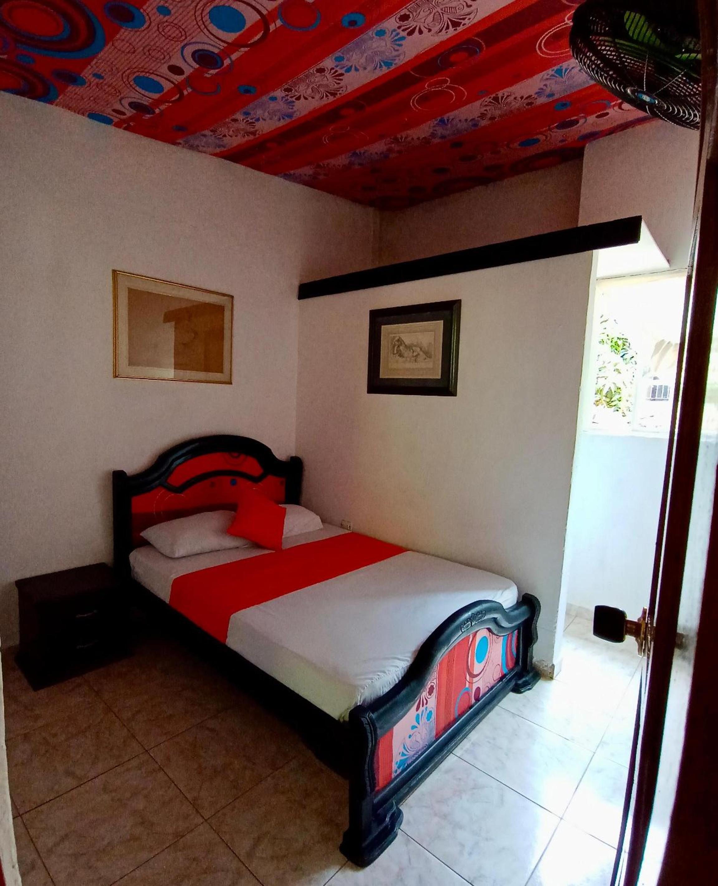 Double Room with Private Bathroom photo 1