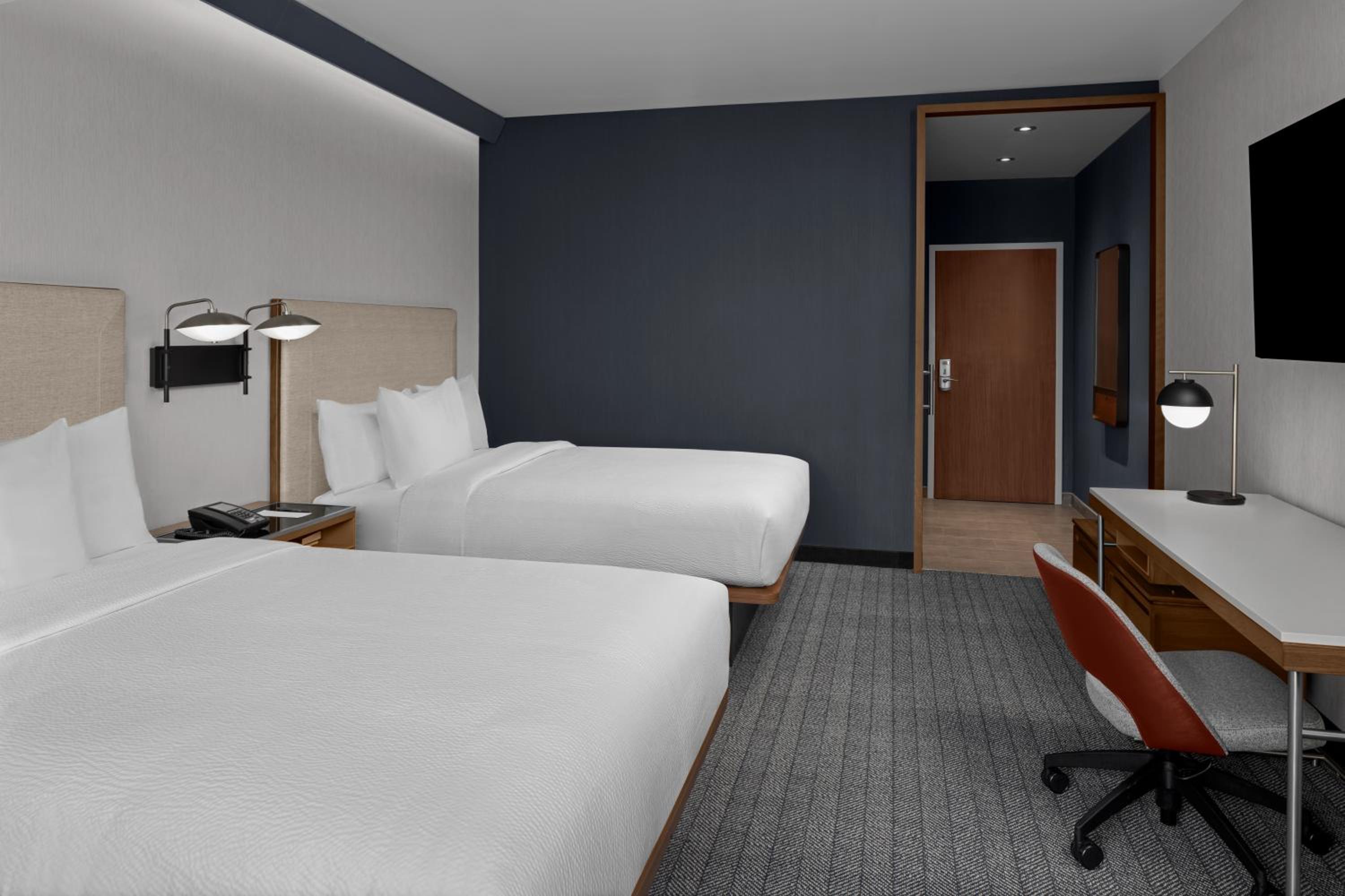 Queen Room with Two Queen Beds - Photo 1