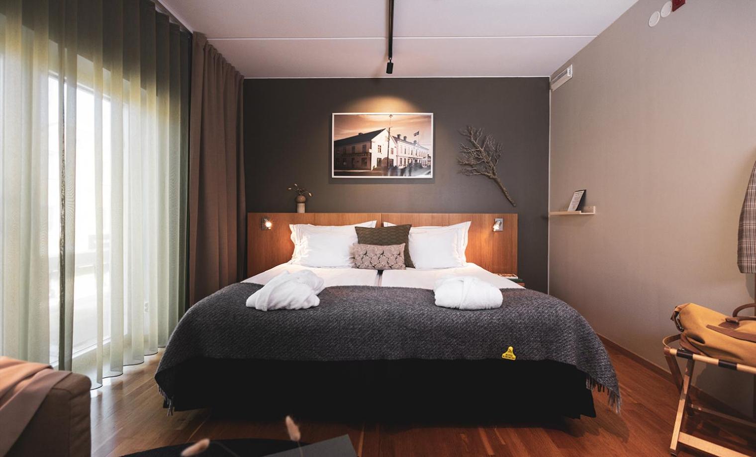 Large Double Room photo 2
