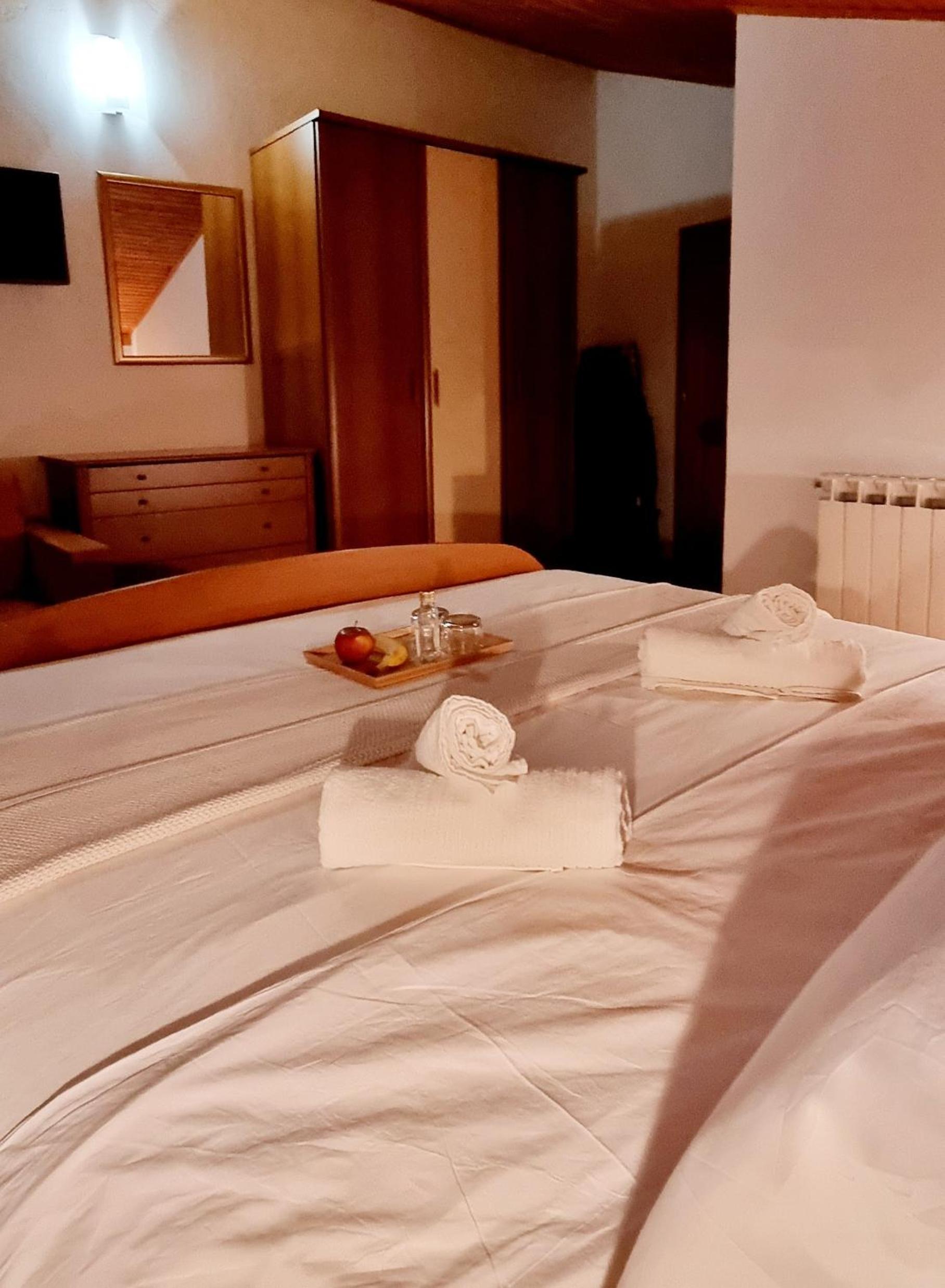 Double Room with Private Bathroom photo 3