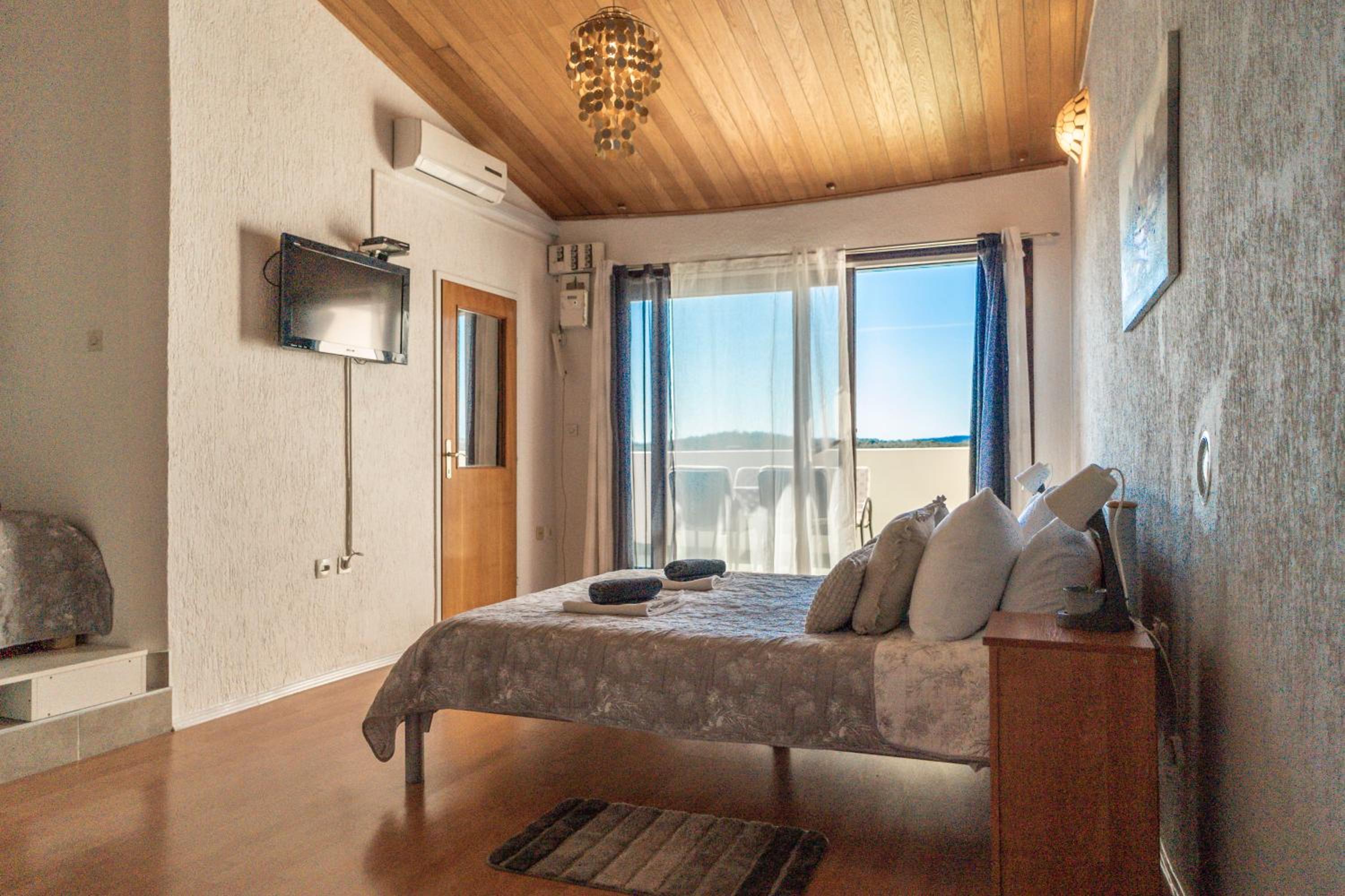 Double Room with Terrace and Sea View  