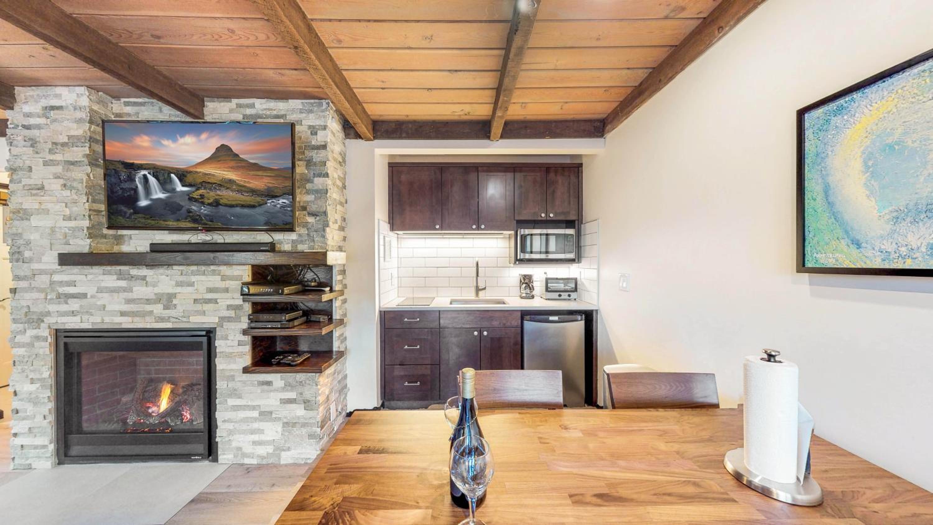 Studio Apartment photo 3
