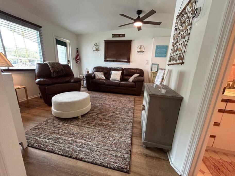 Two-Bedroom House photo 2