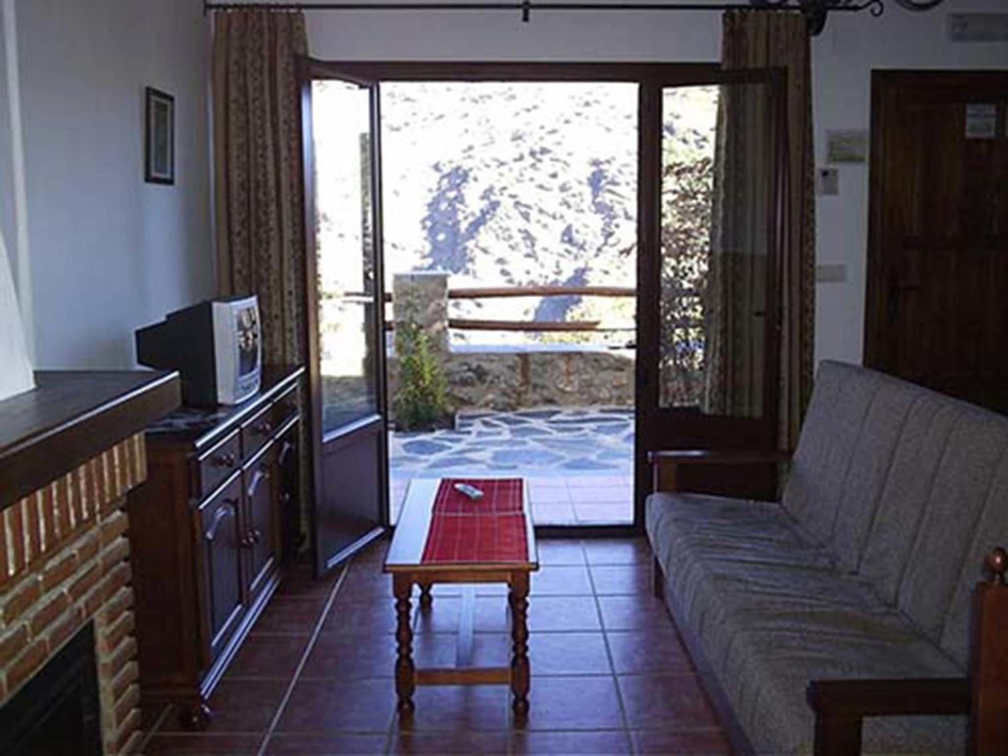 Two-Bedroom Apartment With Mountain View photo 2