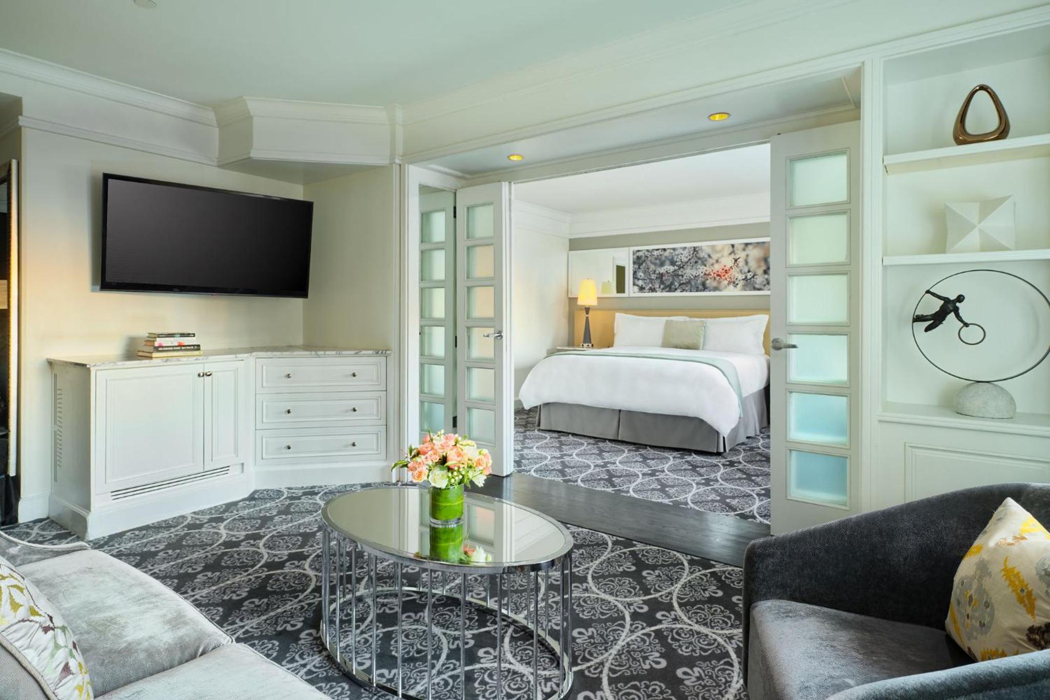 Grand Executive Suite thumbnail 5