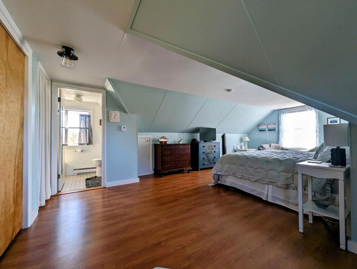 Apartment photo 1