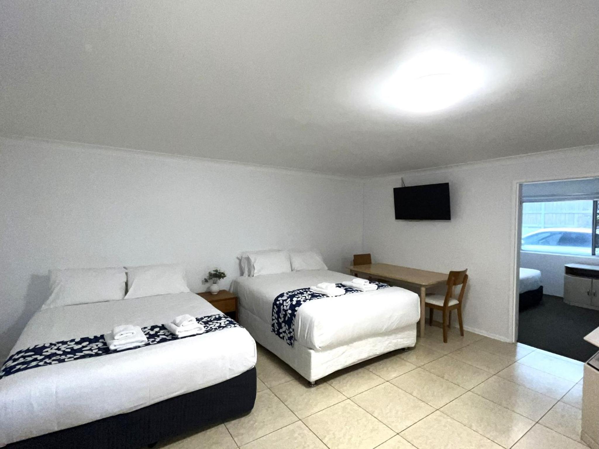 One-Bedroom Apartment (6 Adults) - Photo 1