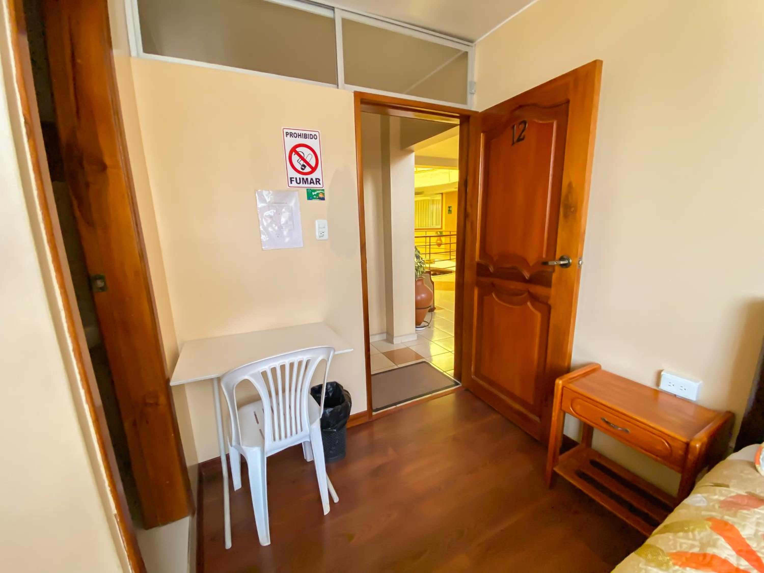 Single Room photo 3