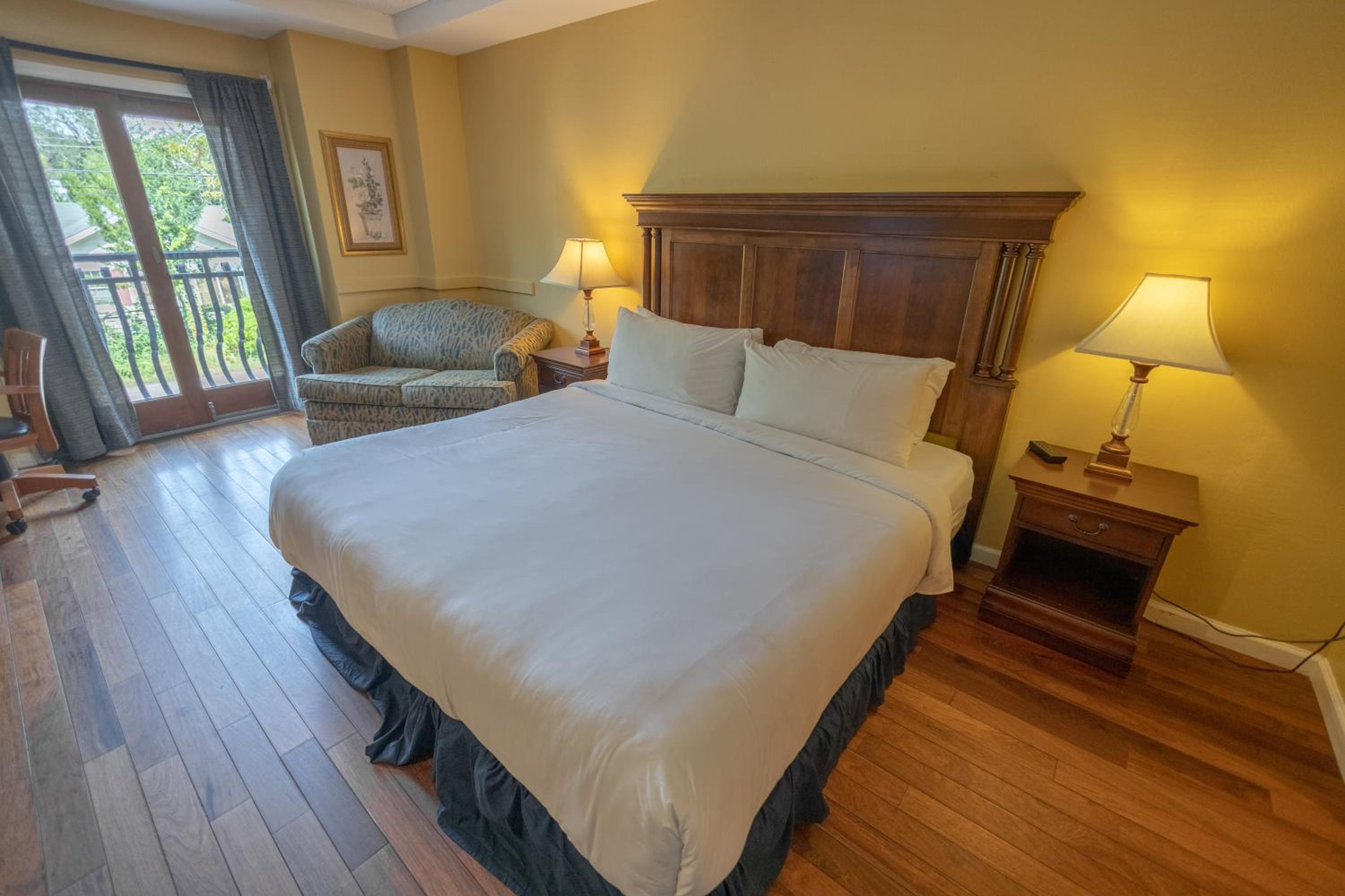 King Room - Disability Access - Photo 6