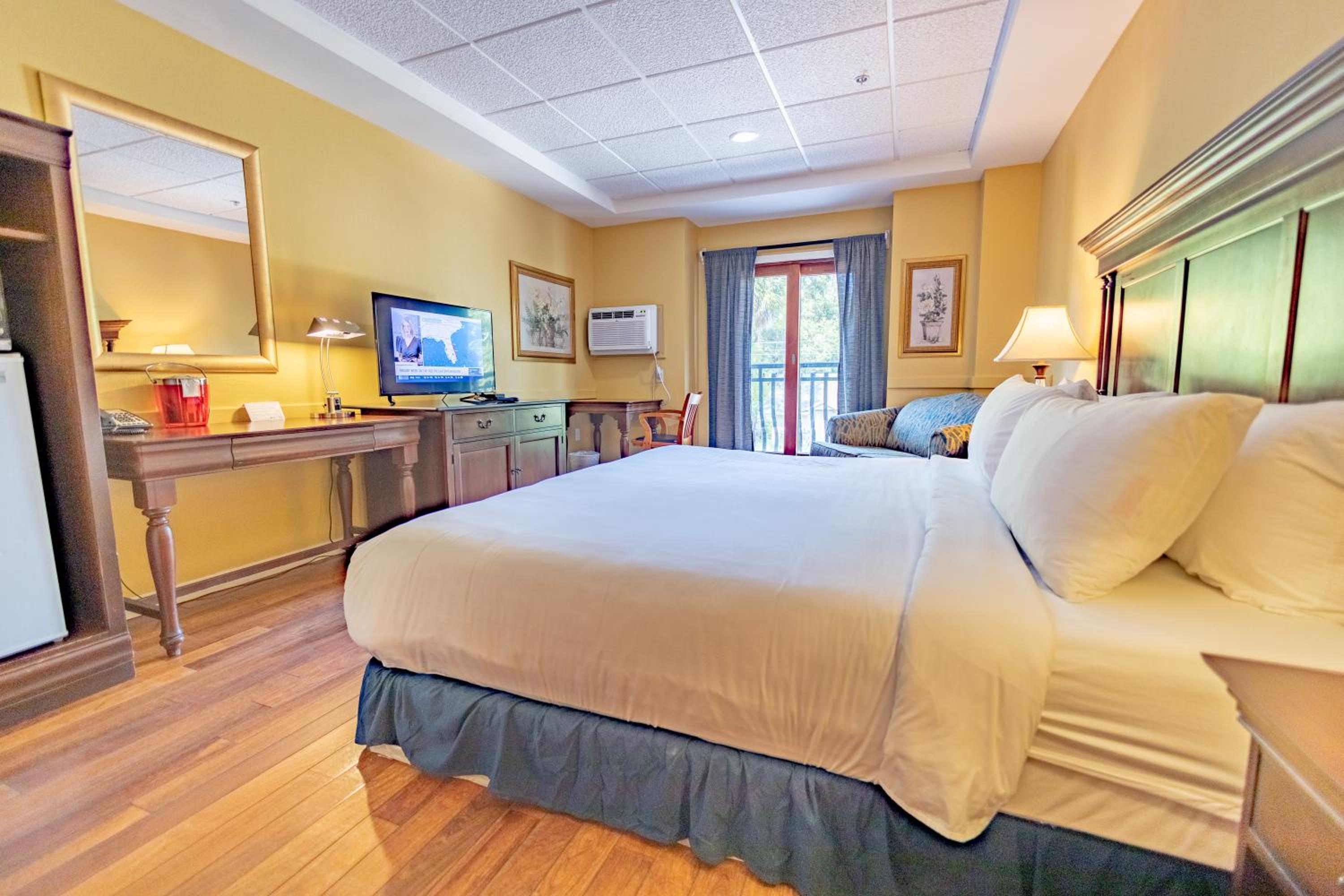 King Room - Disability Access - Photo 5