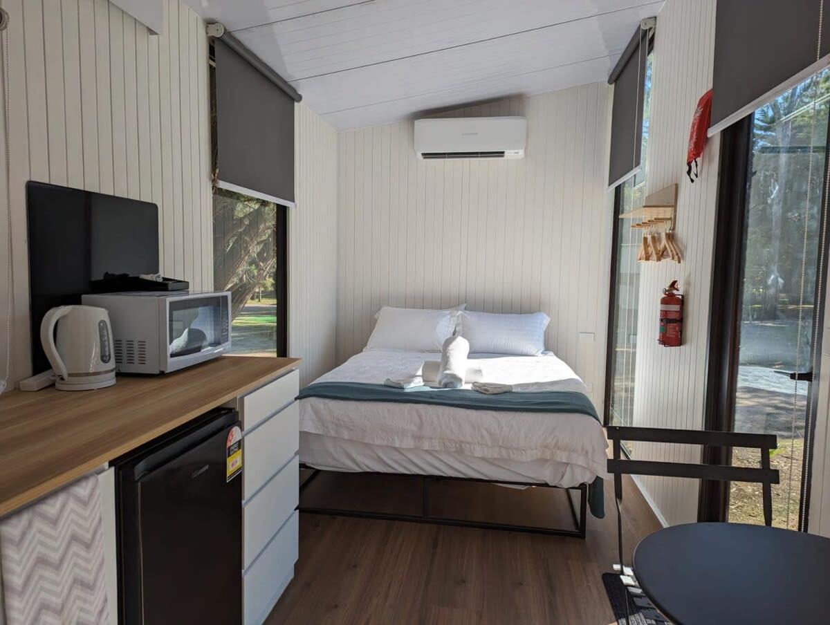 Mobile Home photo 1