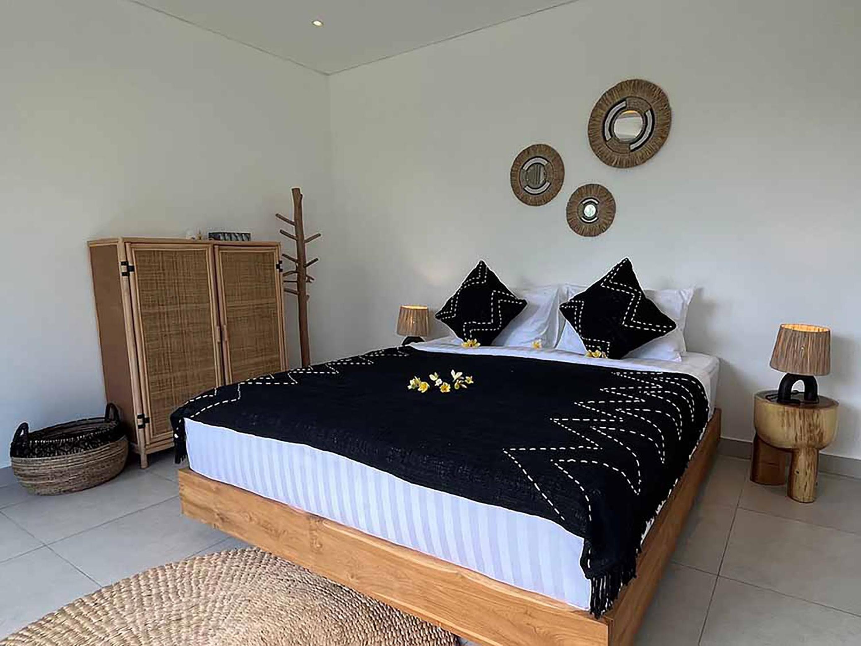 Villa photo 1