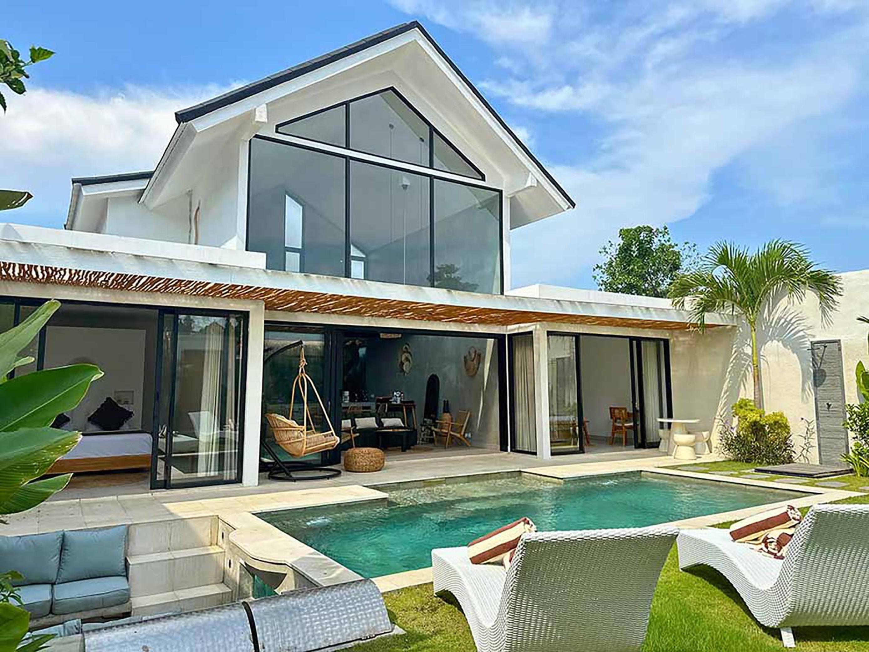 Villa photo 3