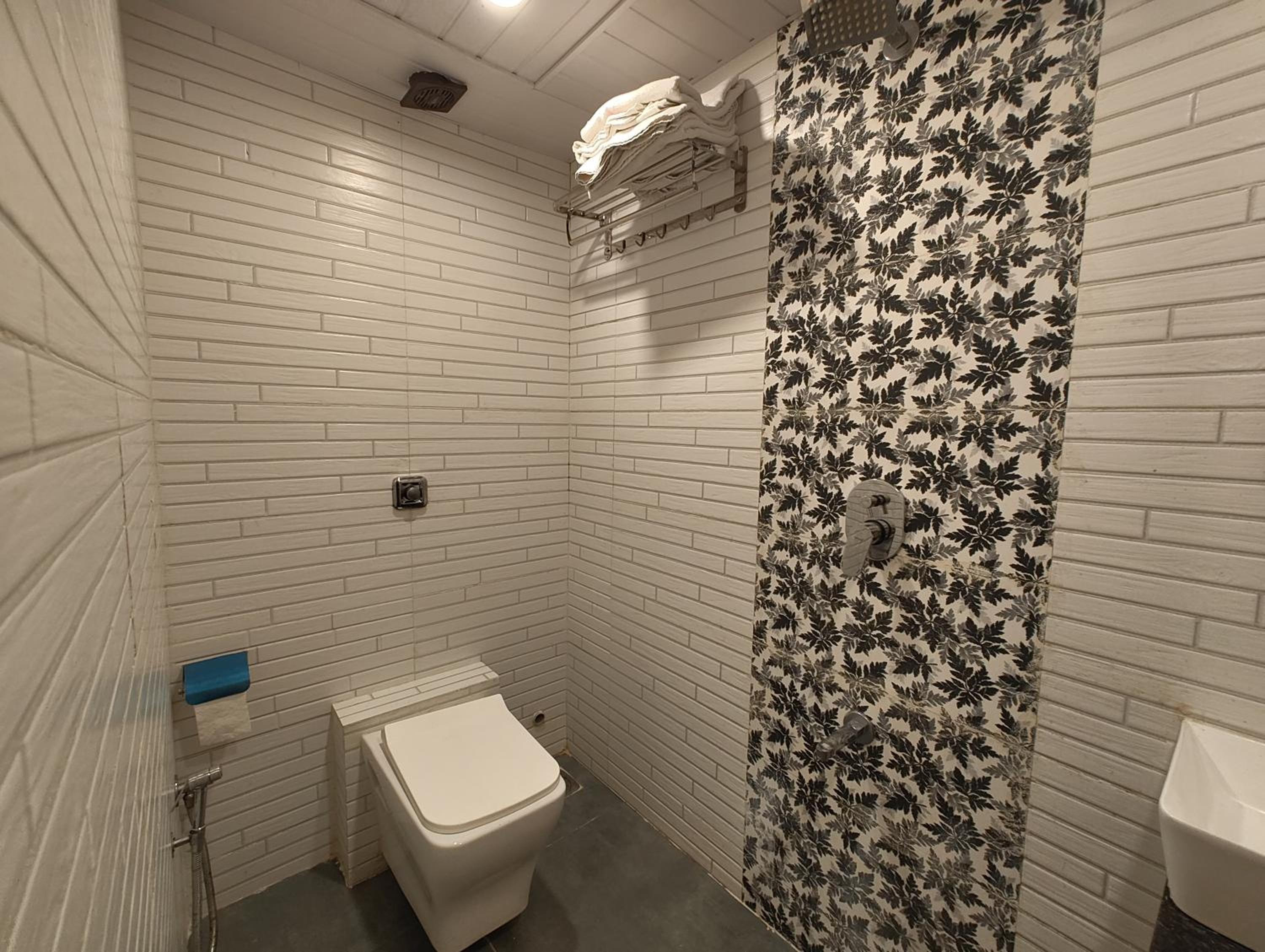 Quadruple Room - Photo 3