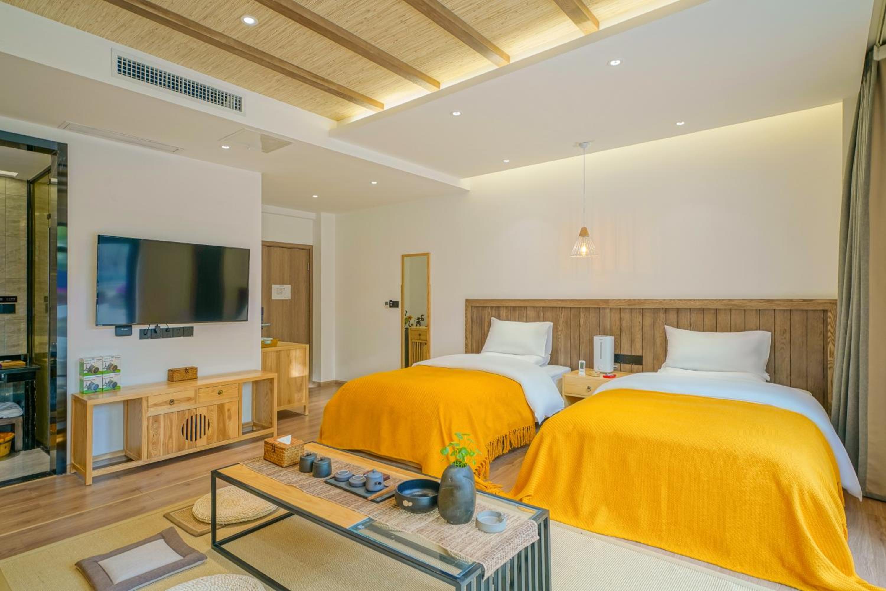 Superior Quadruple Room photo 3