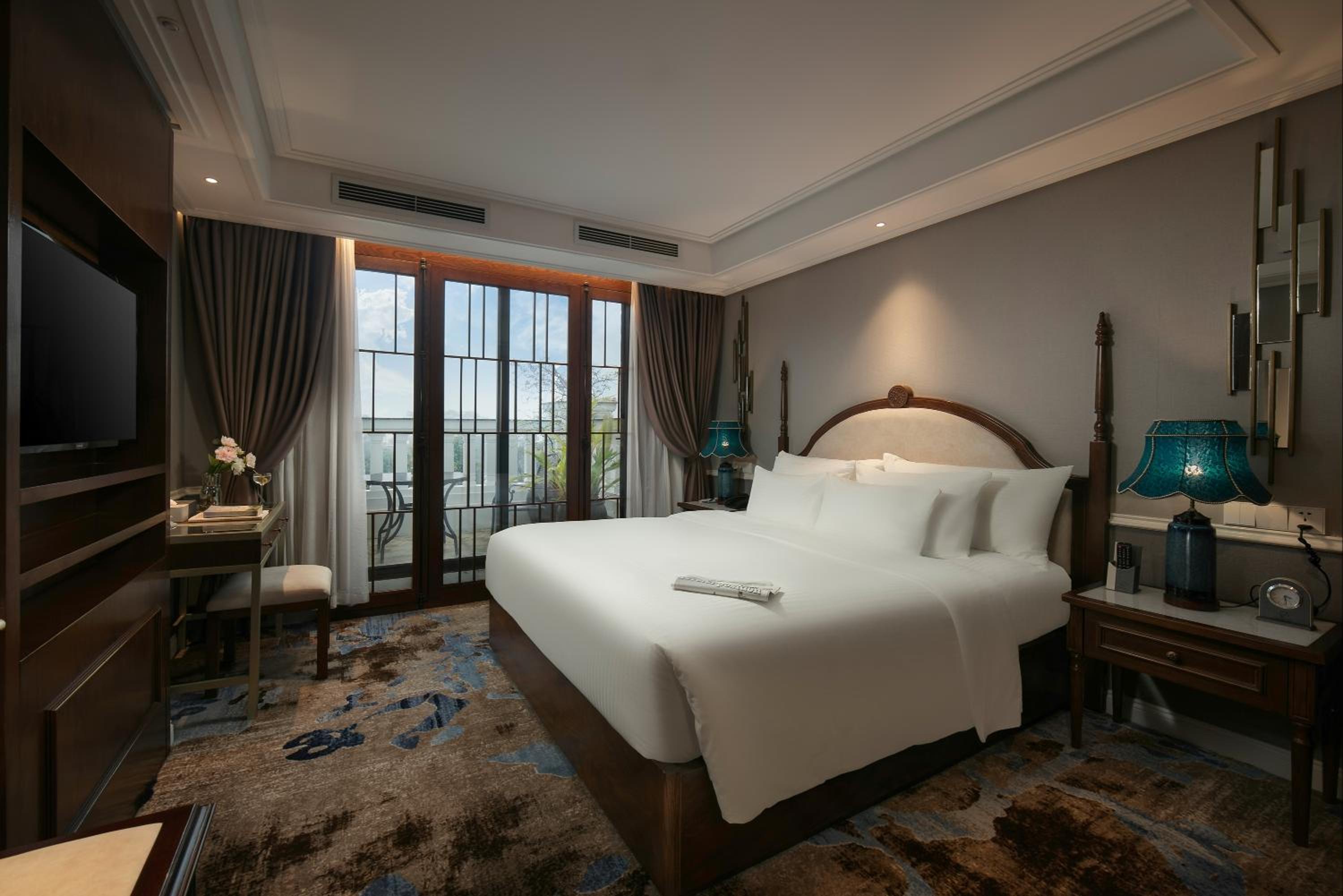 Oriental Jade Terrace City View thumbnail 6