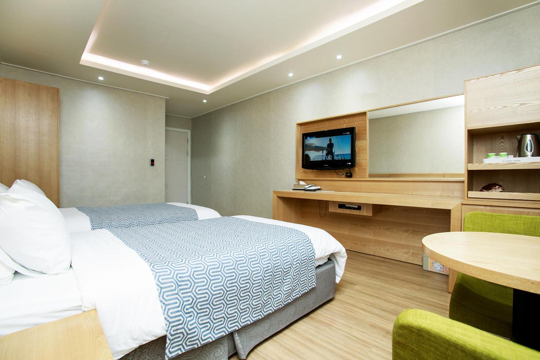 Deluxe Twin Room - Photo 1