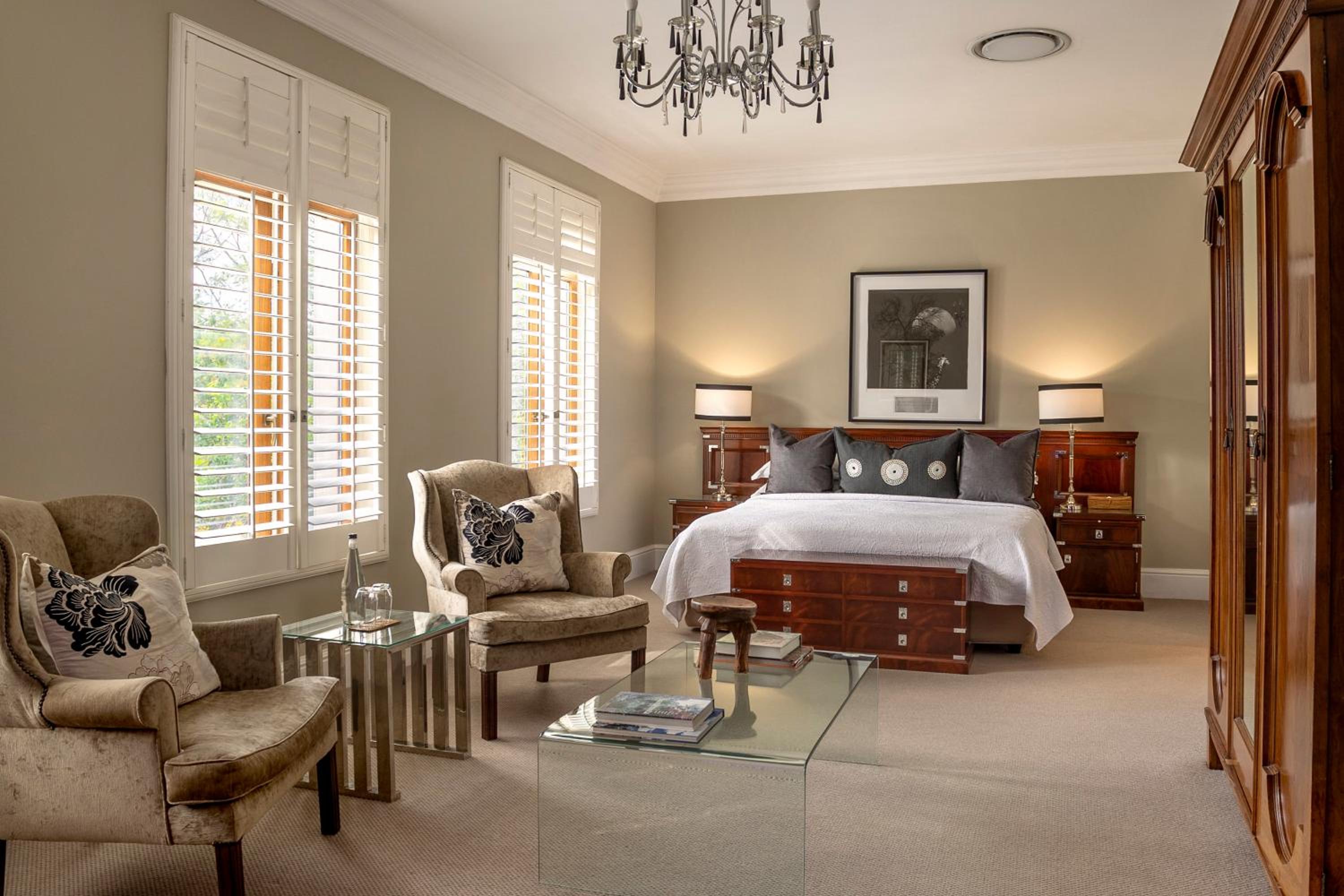 Chateau Suites