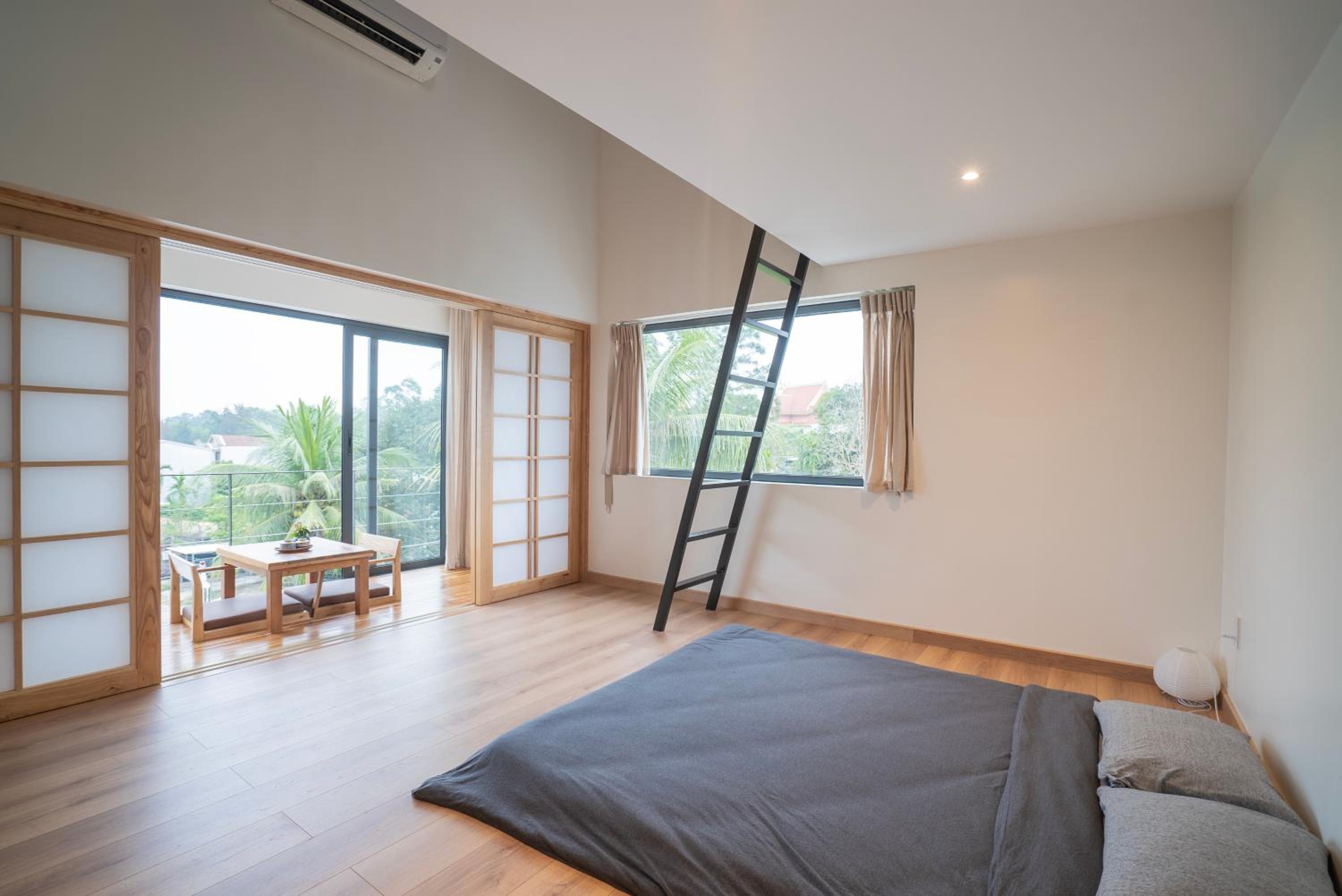 Suite with Mountain View photo 3