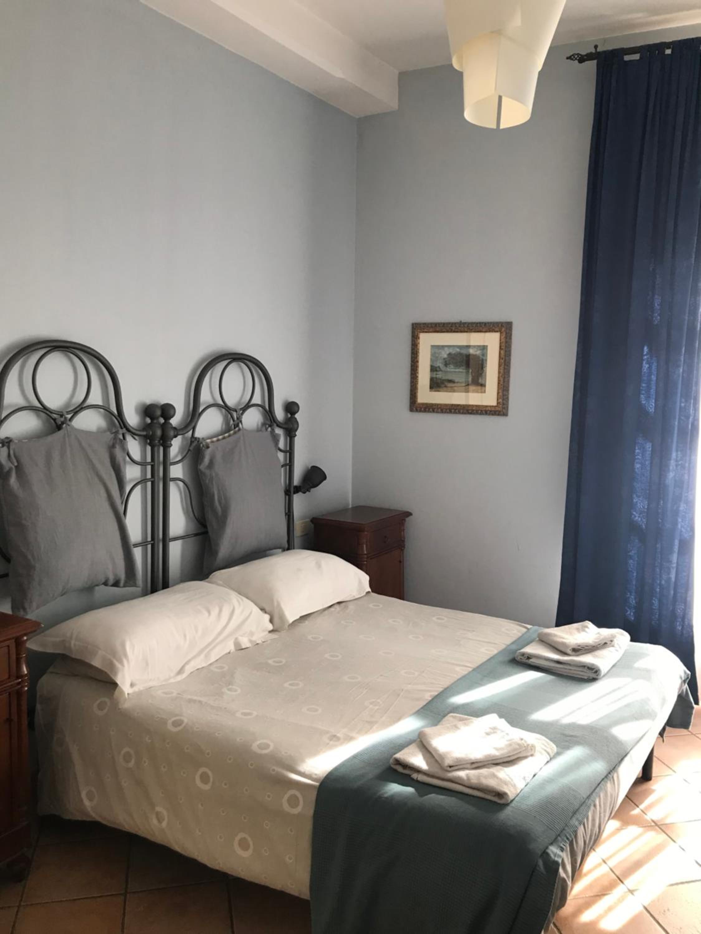 One-Bedroom Apartment (4 Adults)