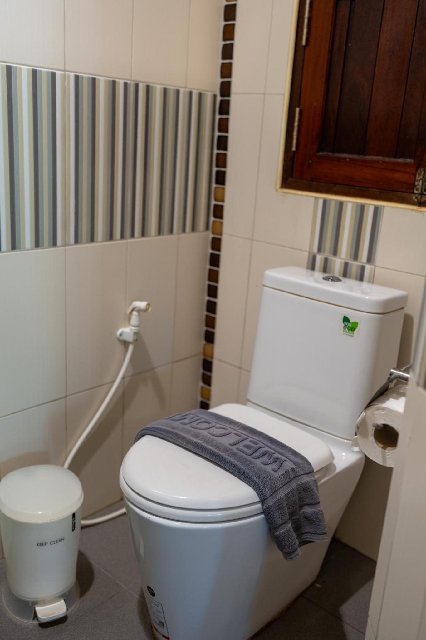 Double Room with Garden View - Photo 10
