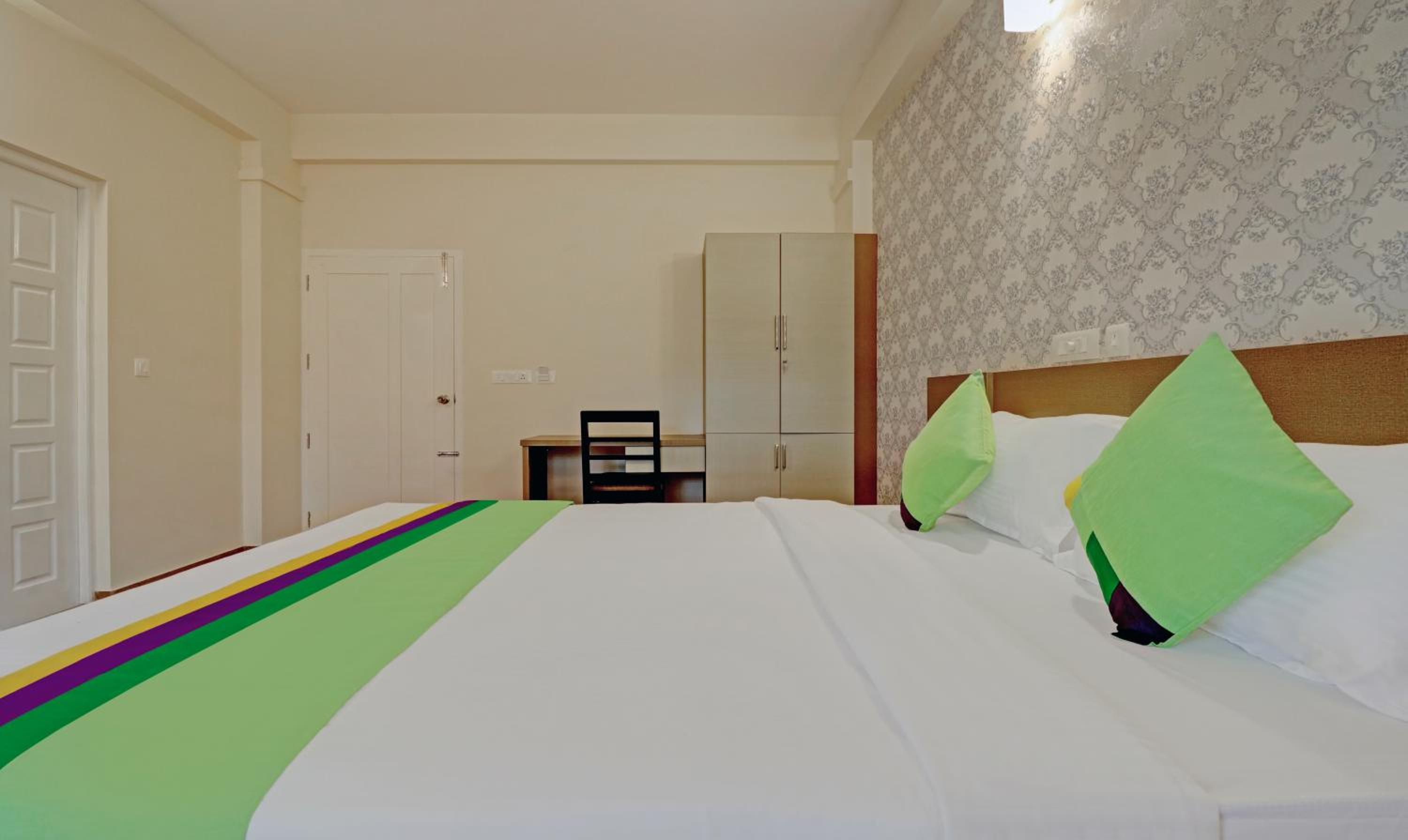 Standard Room - Photo 7