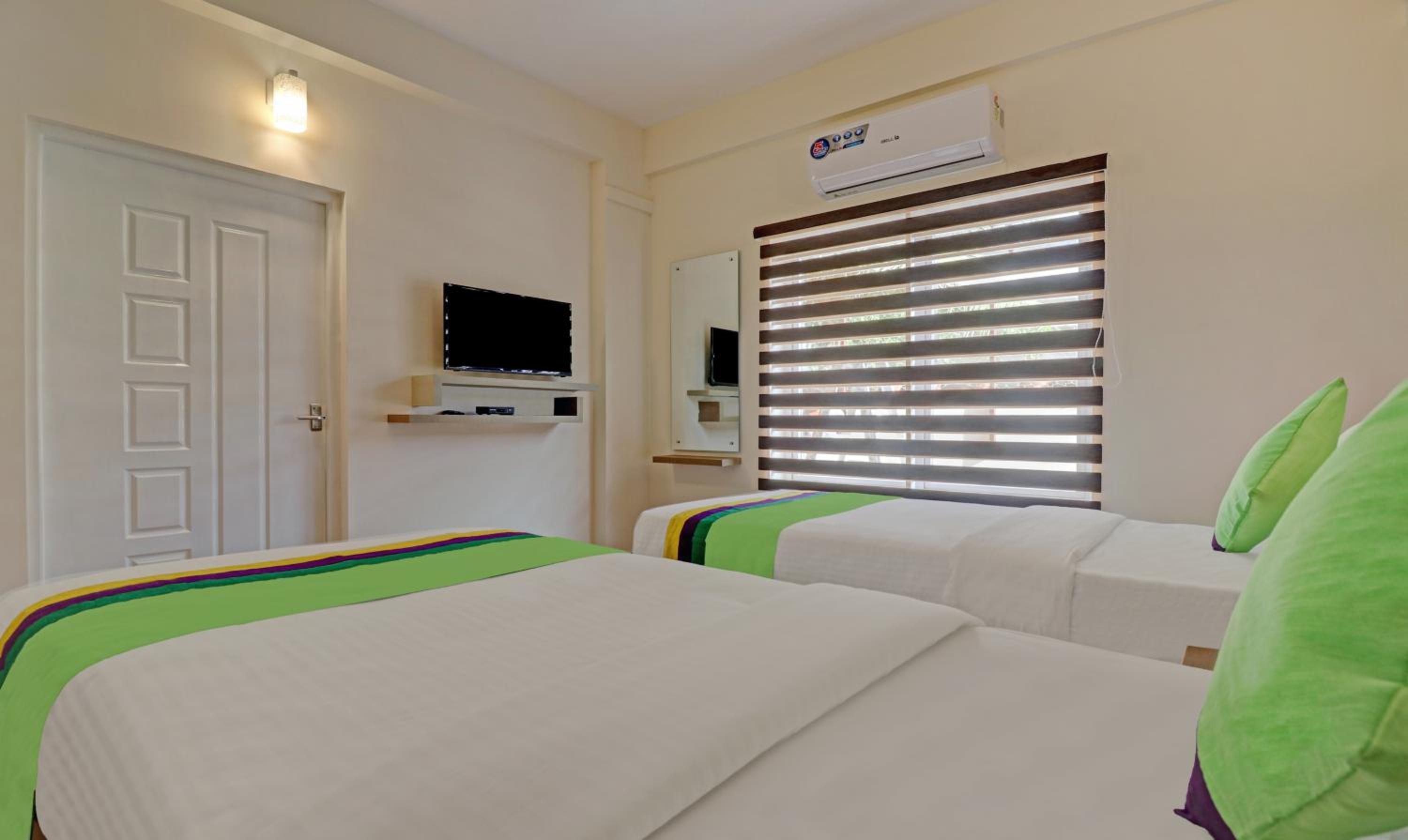 Standard Room - Photo 13
