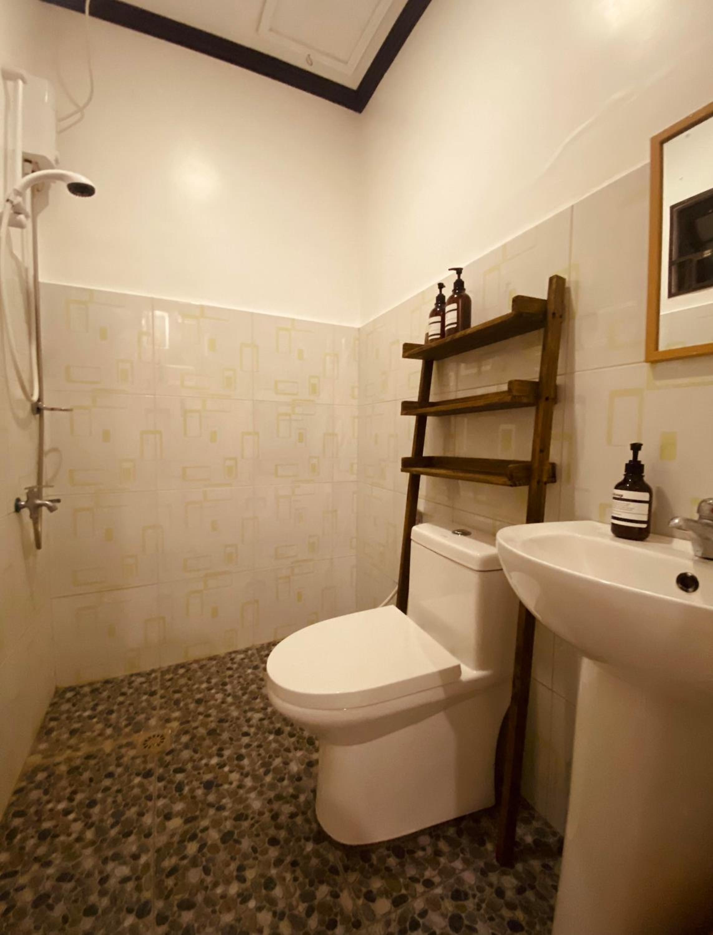 Deluxe King Room photo 2