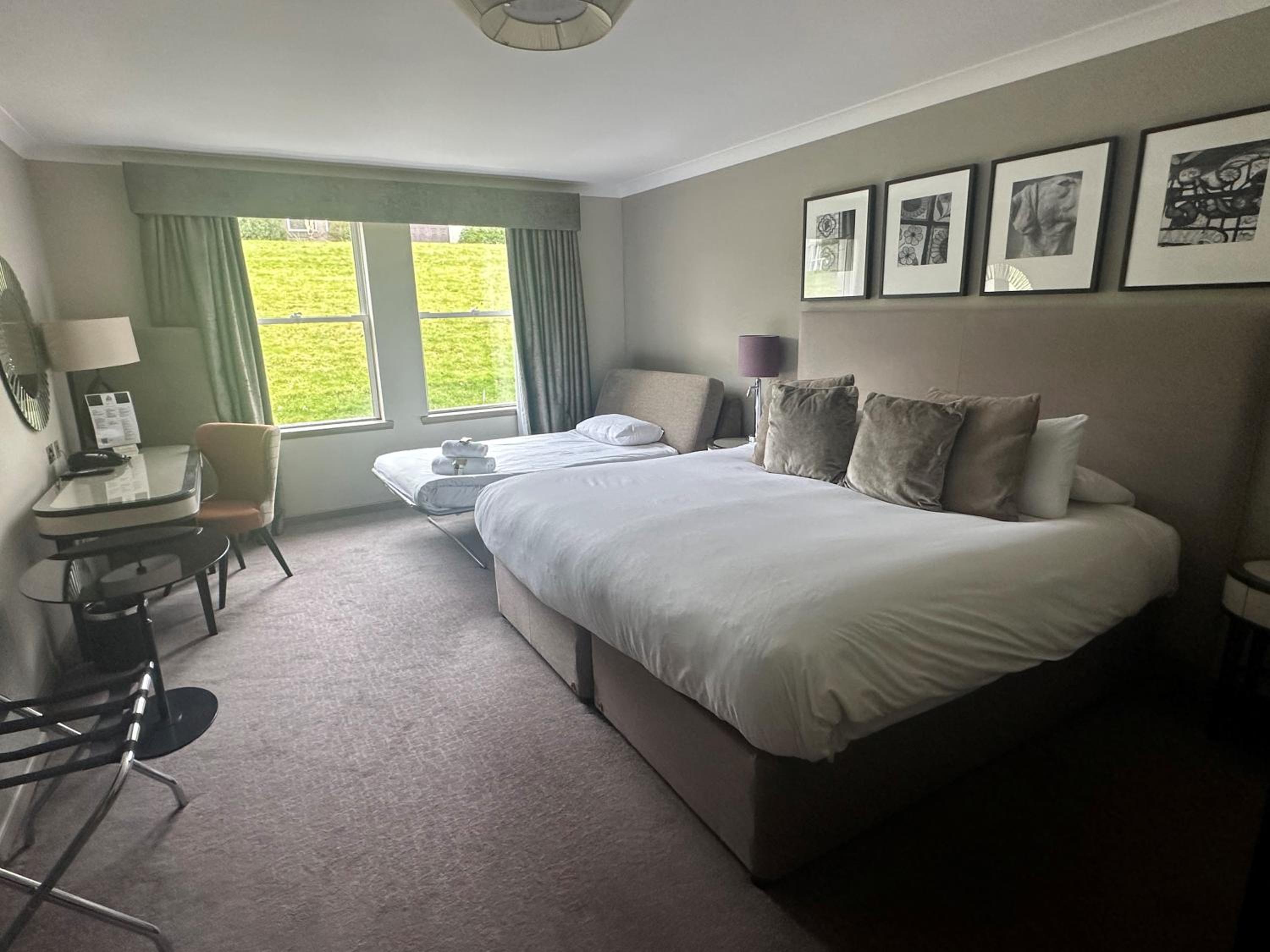 Standard Double Room- No Pets - Photo 1