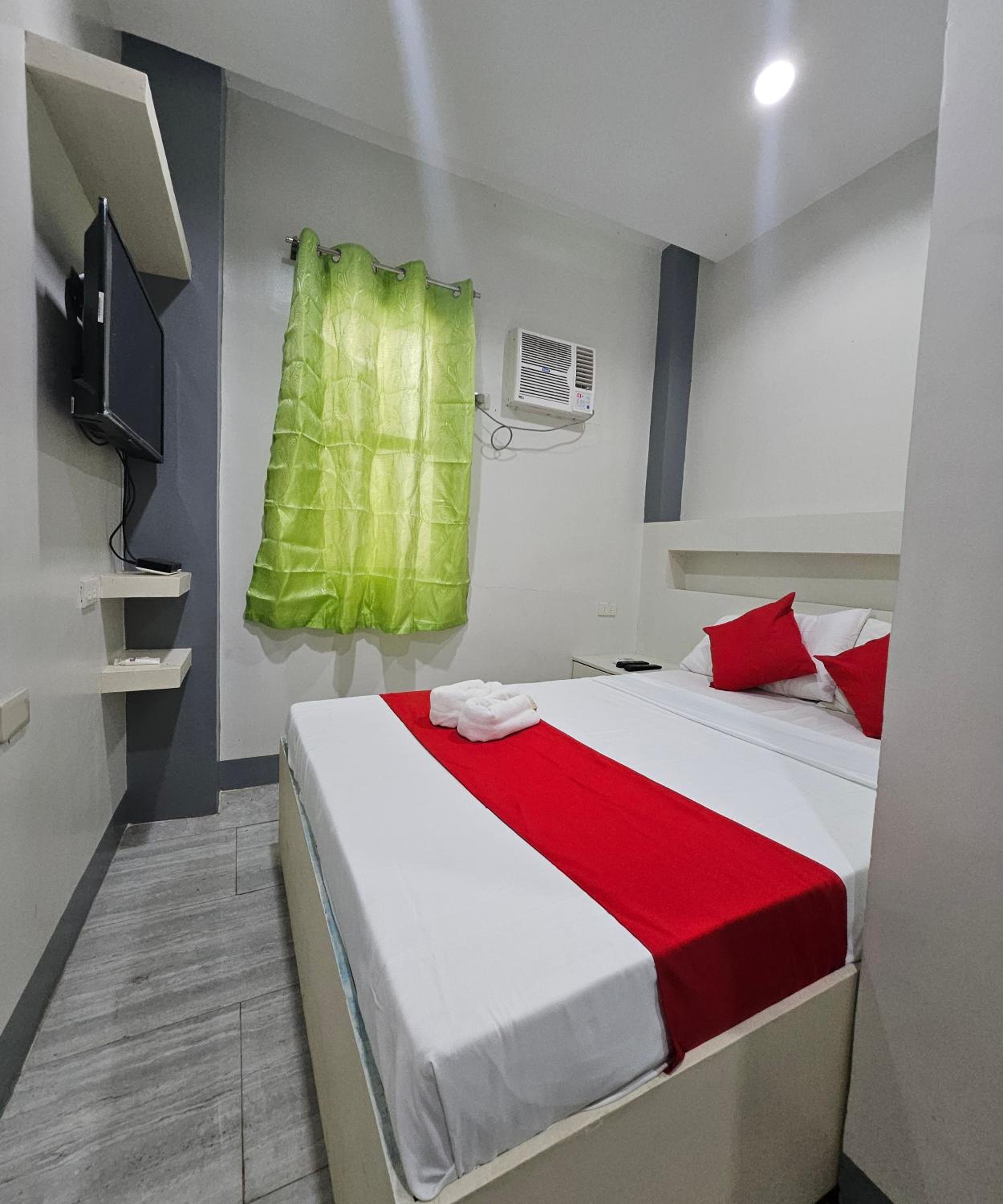Double Room with Private Bathroom photo 1