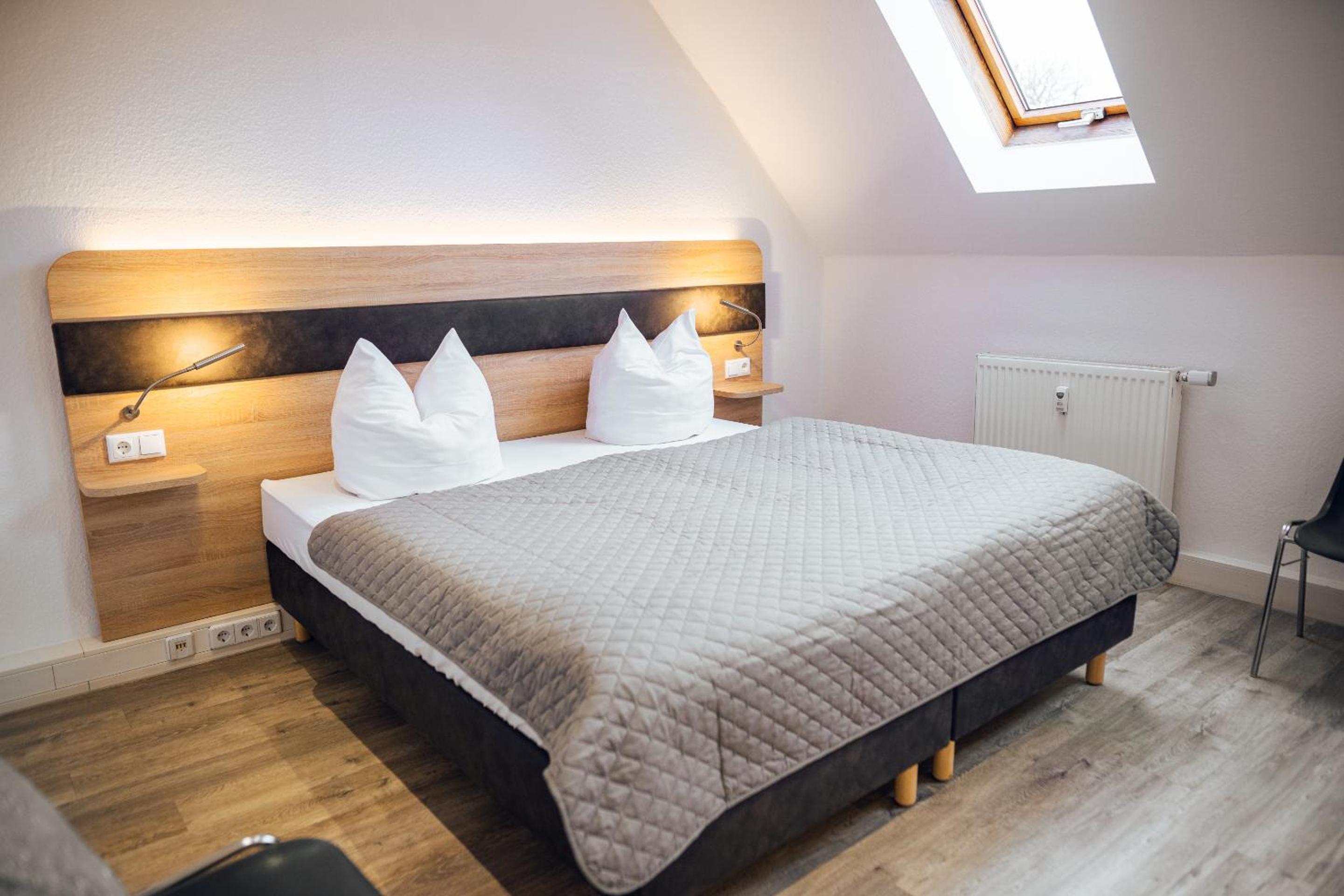 One-Bedroom Suite - Photo 27
