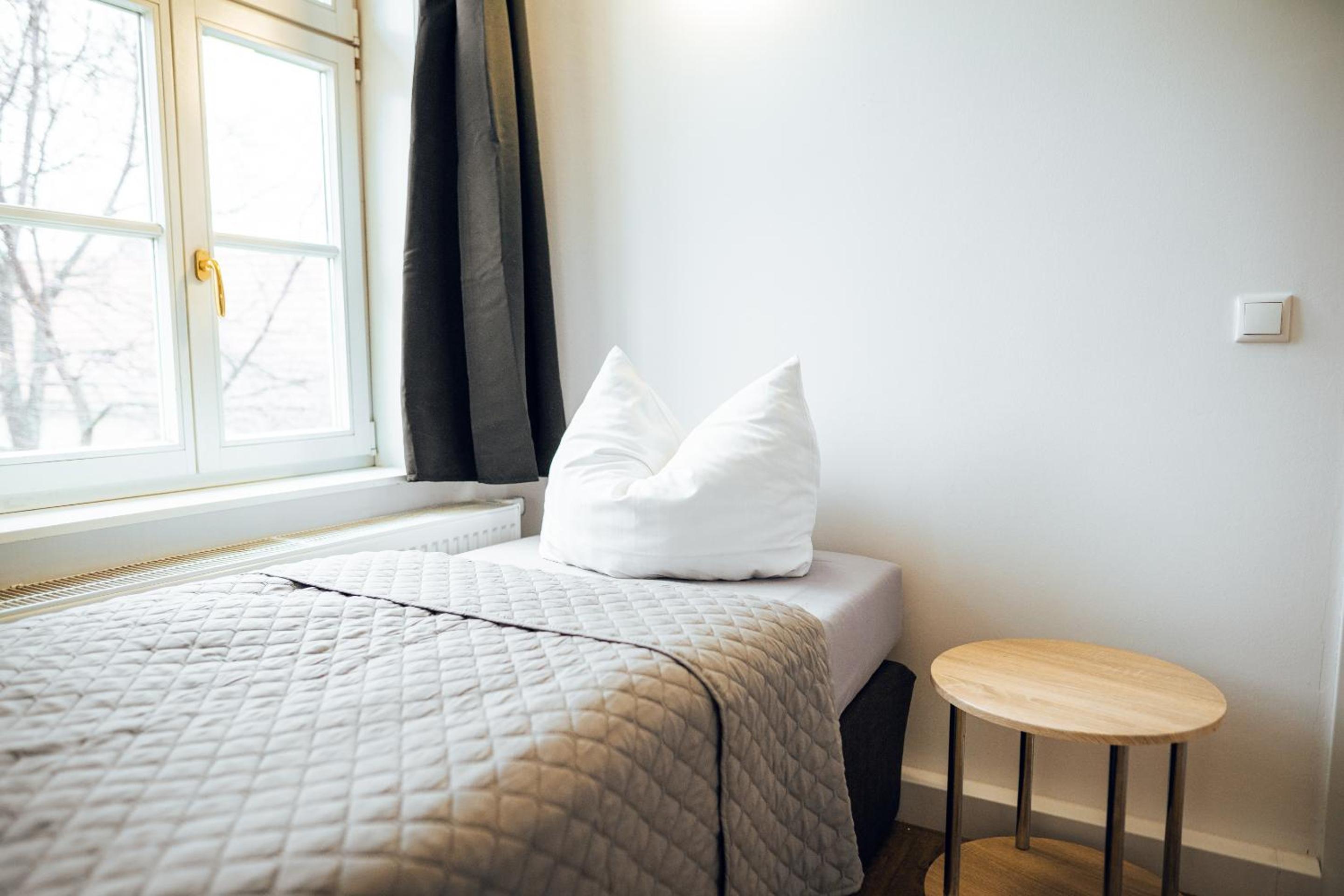 One-Bedroom Suite - Photo 14