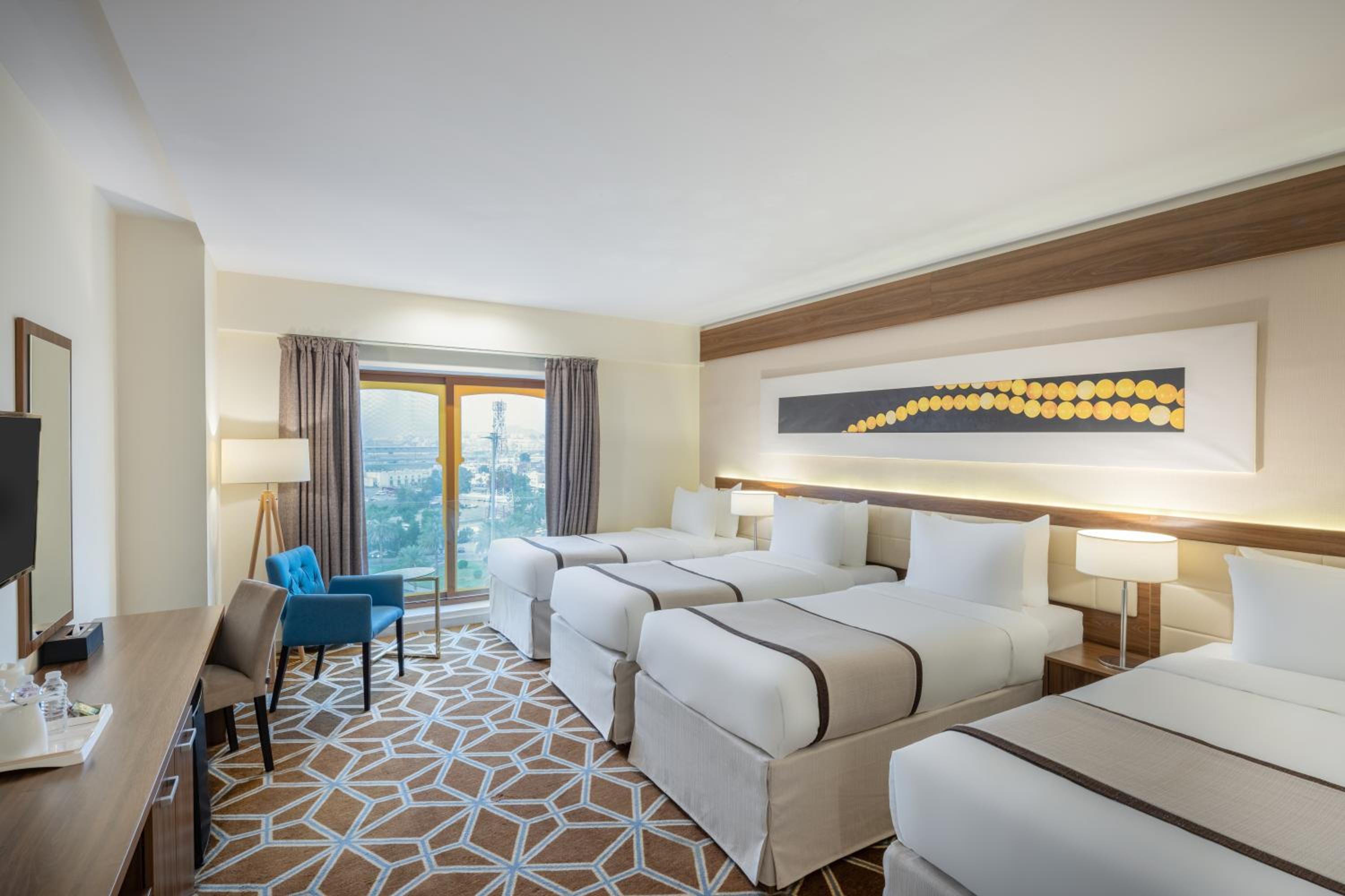 Quadruple Room - Photo 1