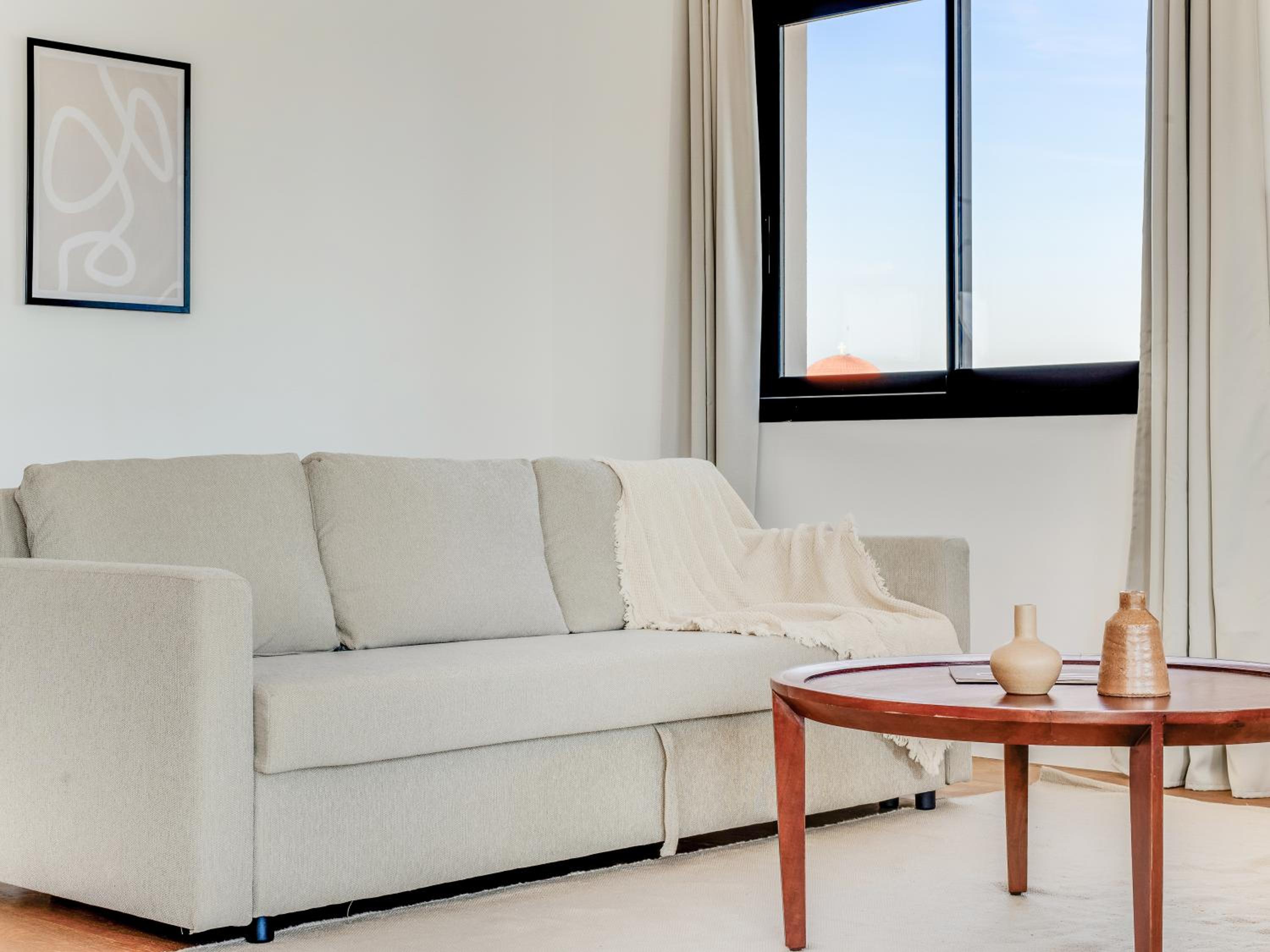Three-Bedroom Apartment With Shared Pool photo 2