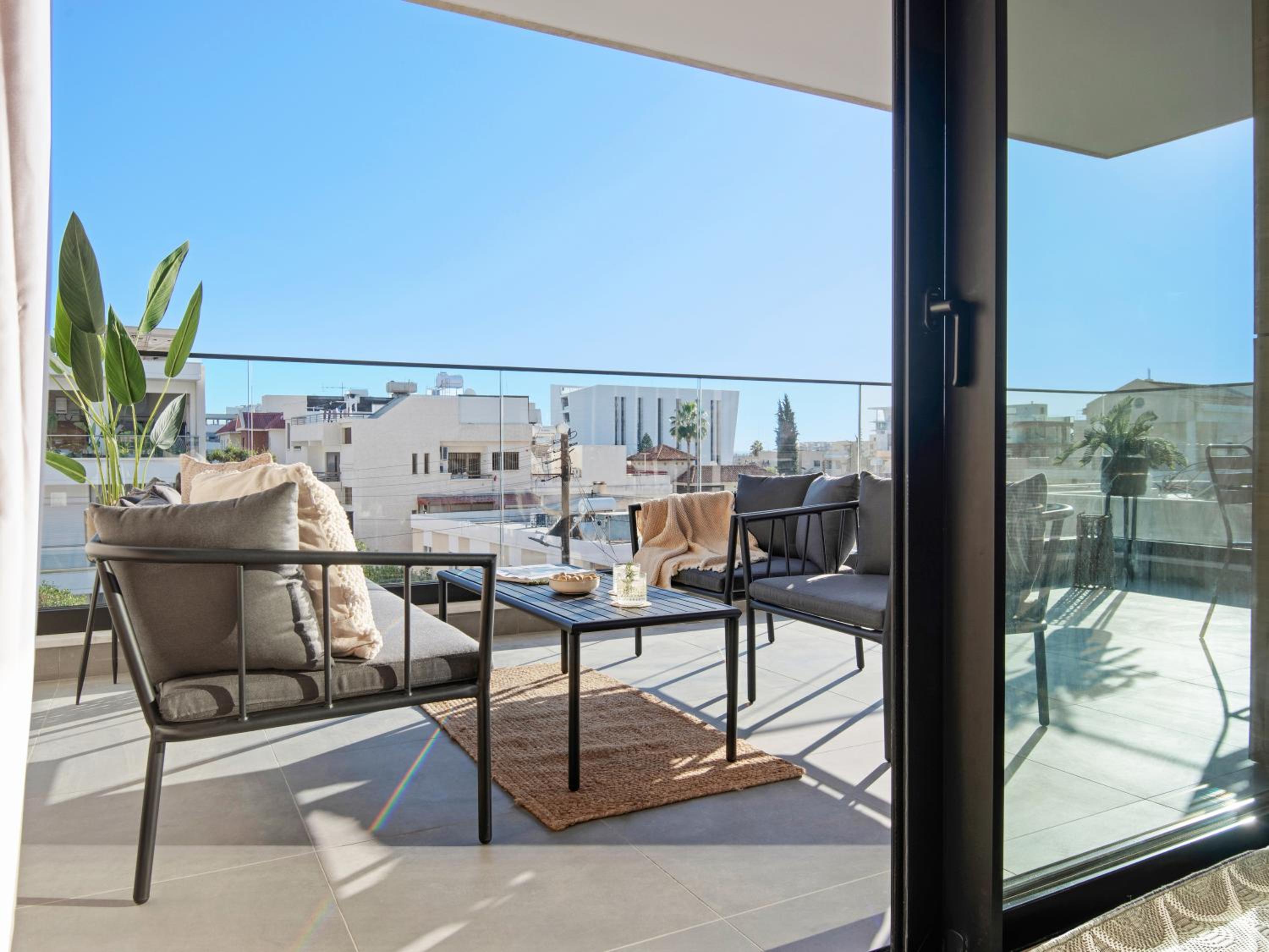 Two-Bedroom Apartment With Shared Pool photo 3