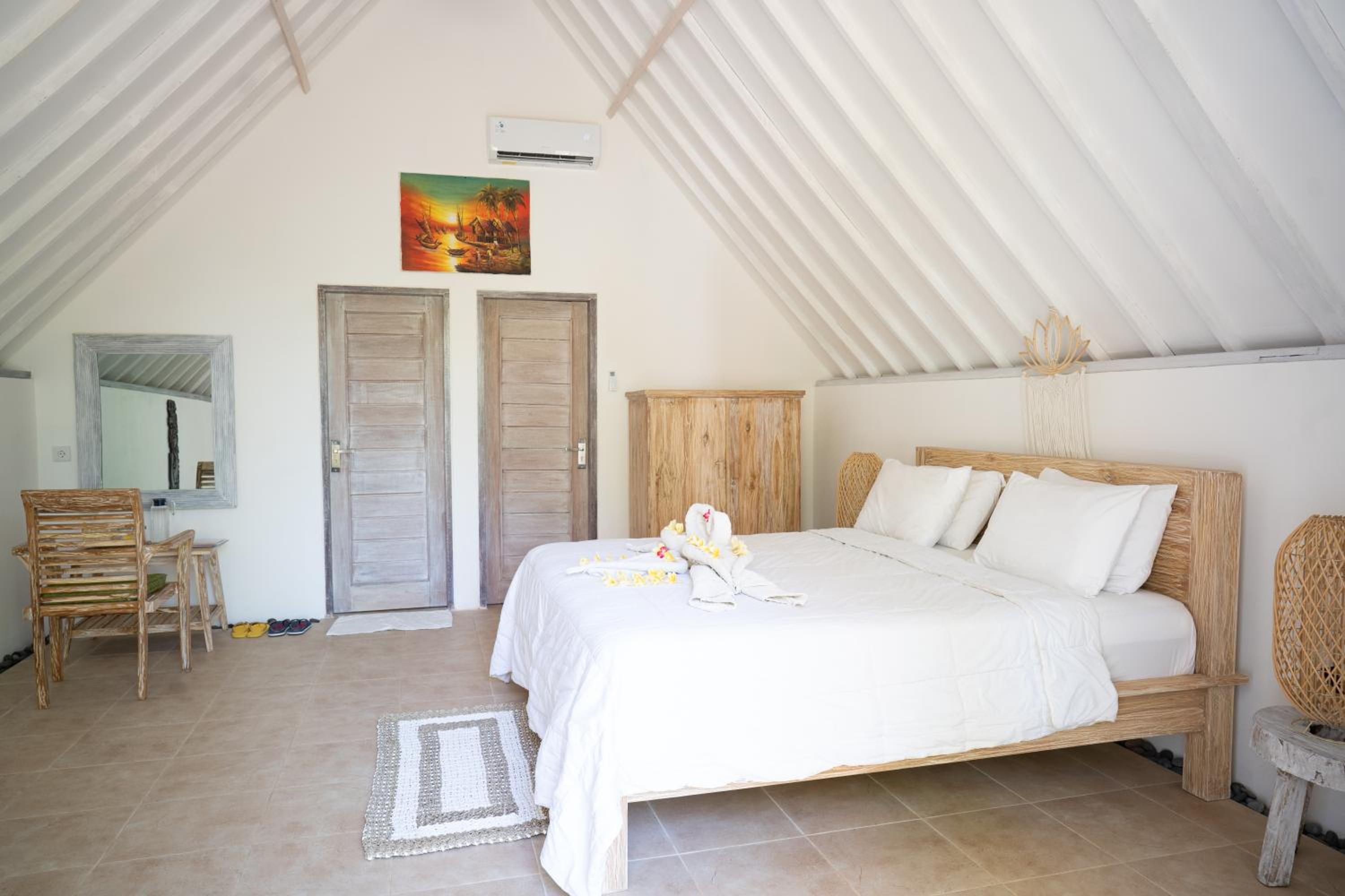 Deluxe Room - Photo 1