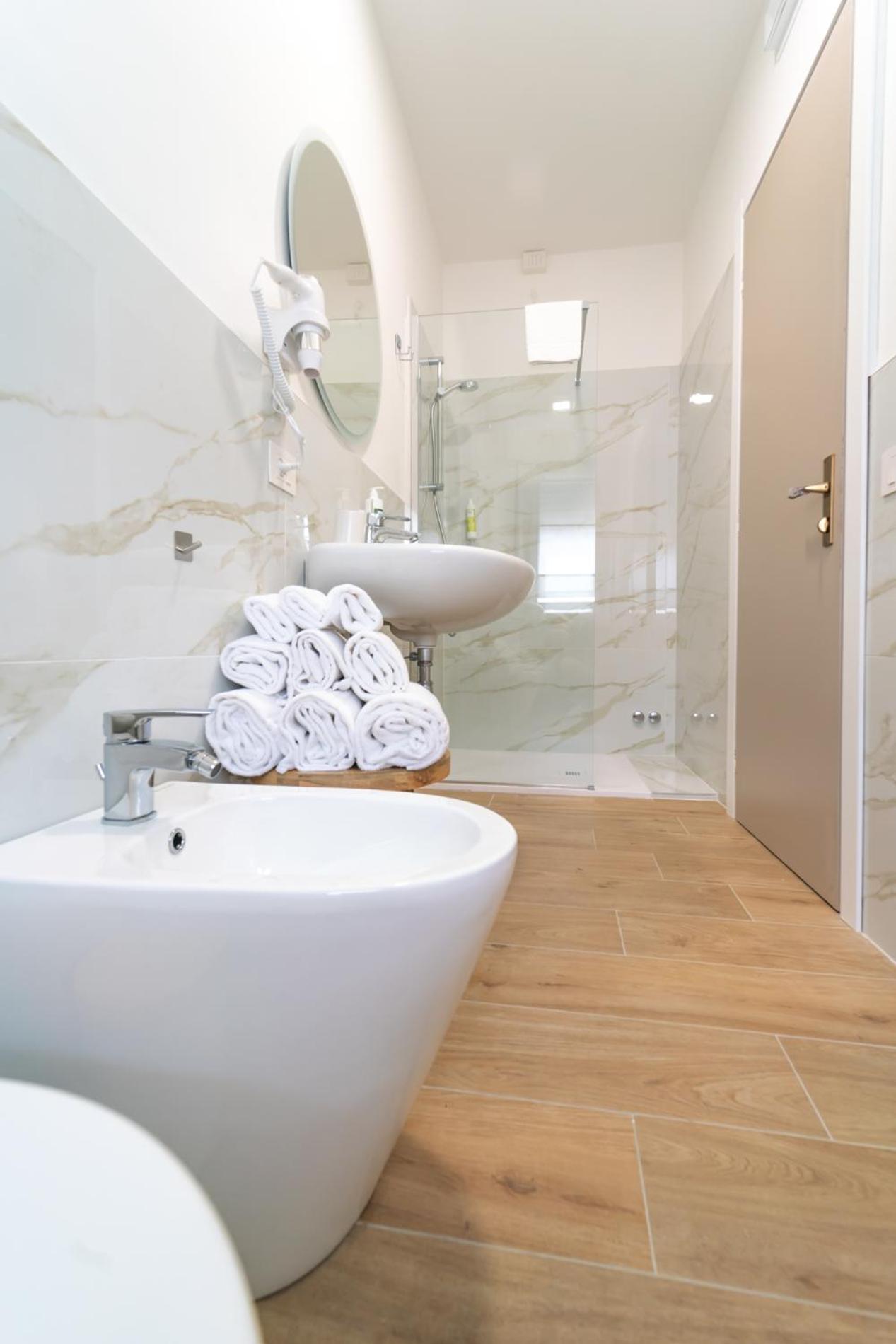 Triple Room with Private Bathroom photo 3