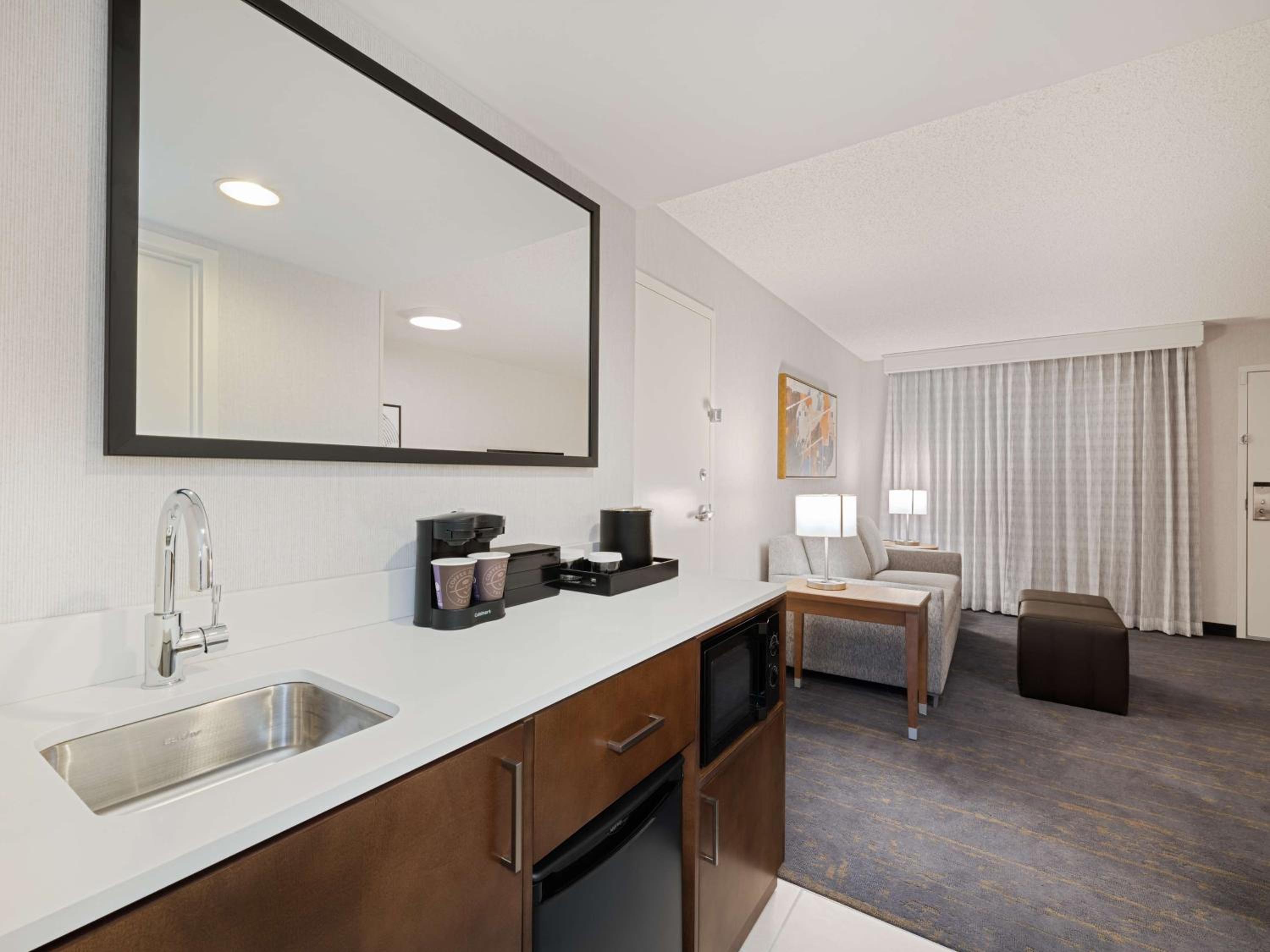 Two-Room King Suite - Non-Smoking - Photo 1
