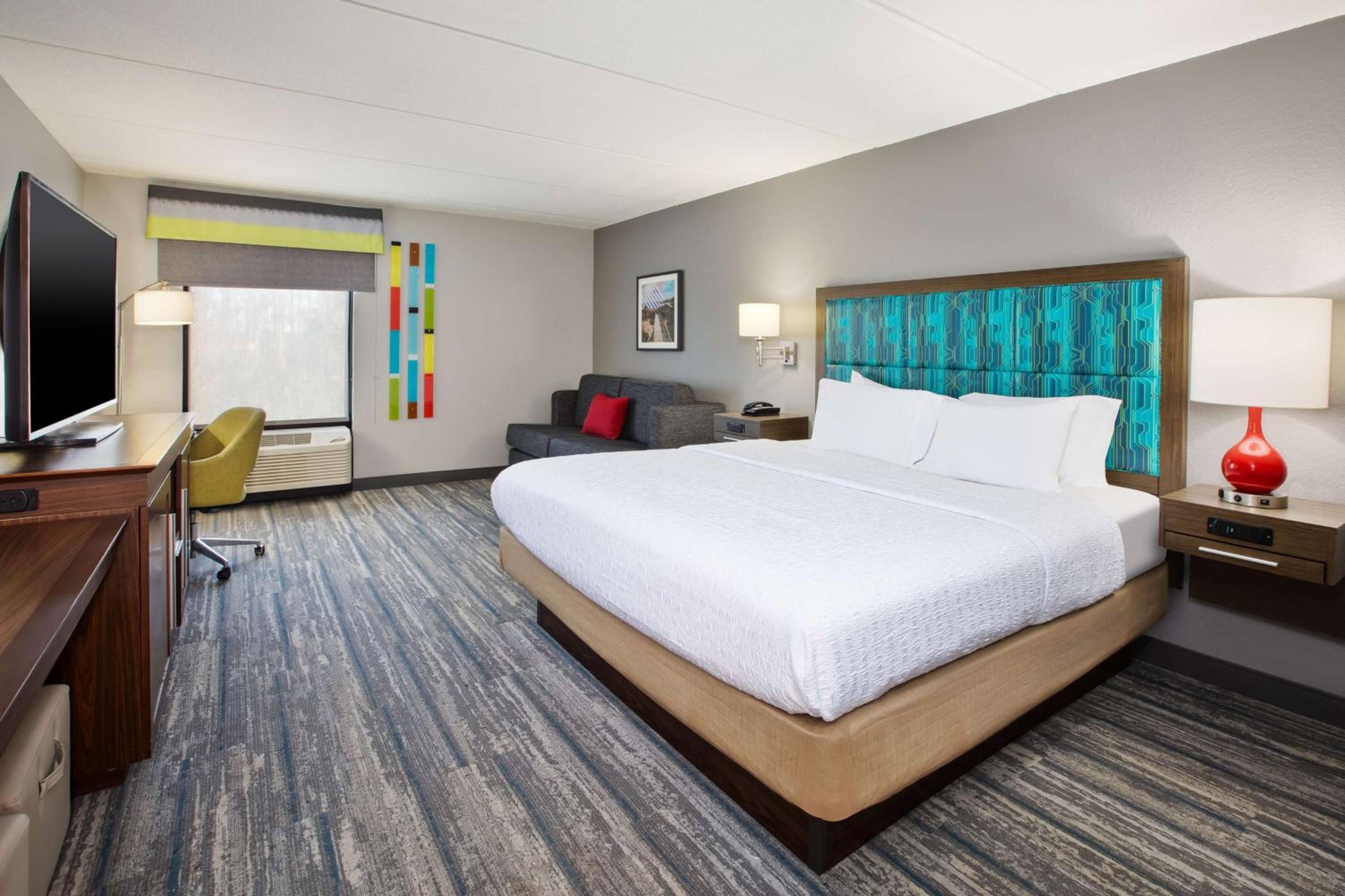 King Room - Non-Smoking - Photo 1